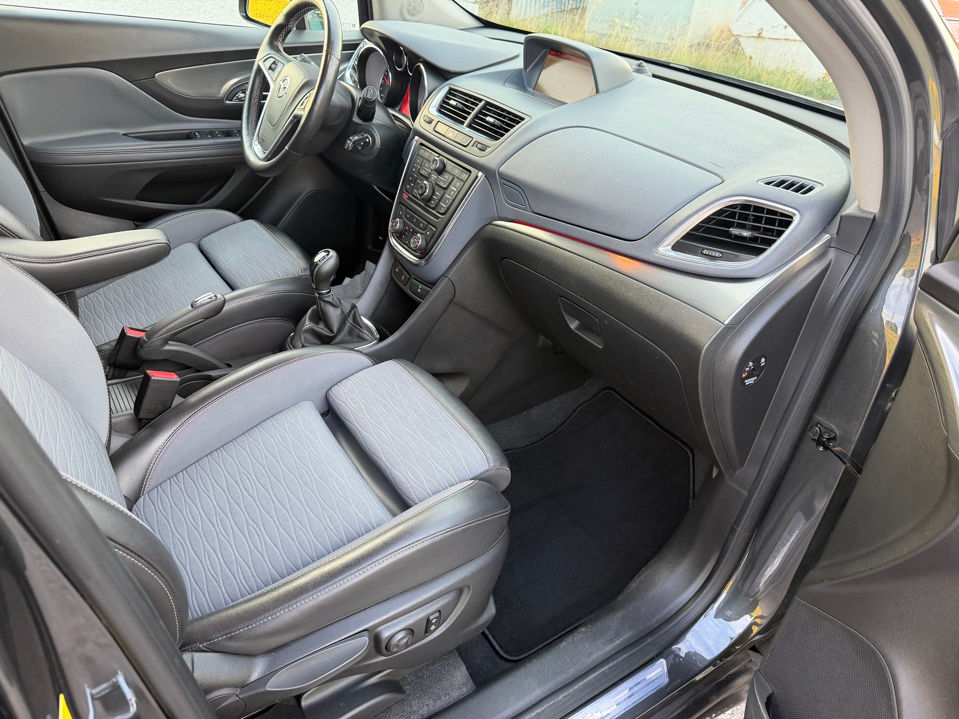 OPEL Mokka 1.4i 16V Turbo Drive 4WD-image-12