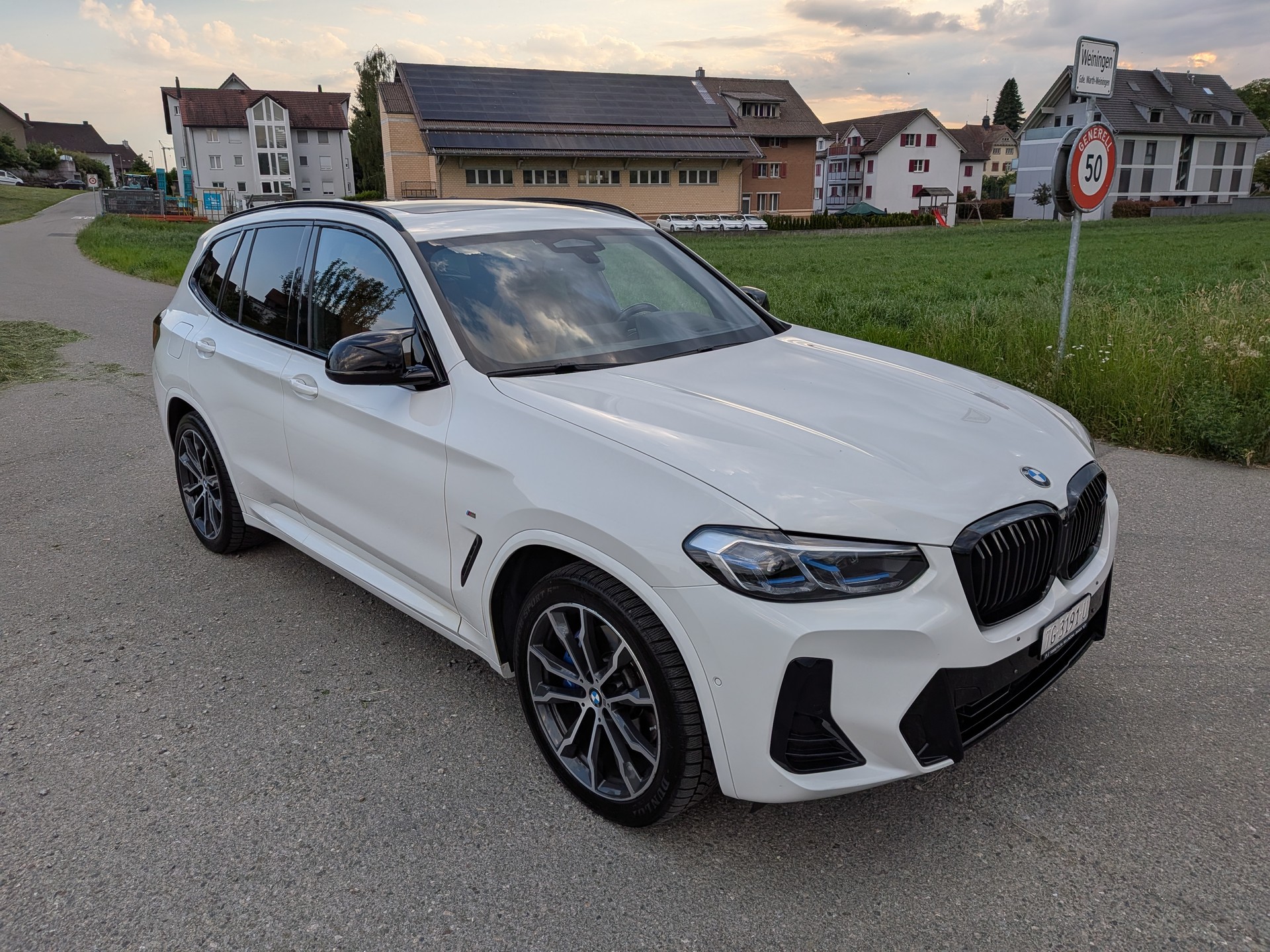 BMW xDrive 48V M40d Steptronic-showroom-element-1