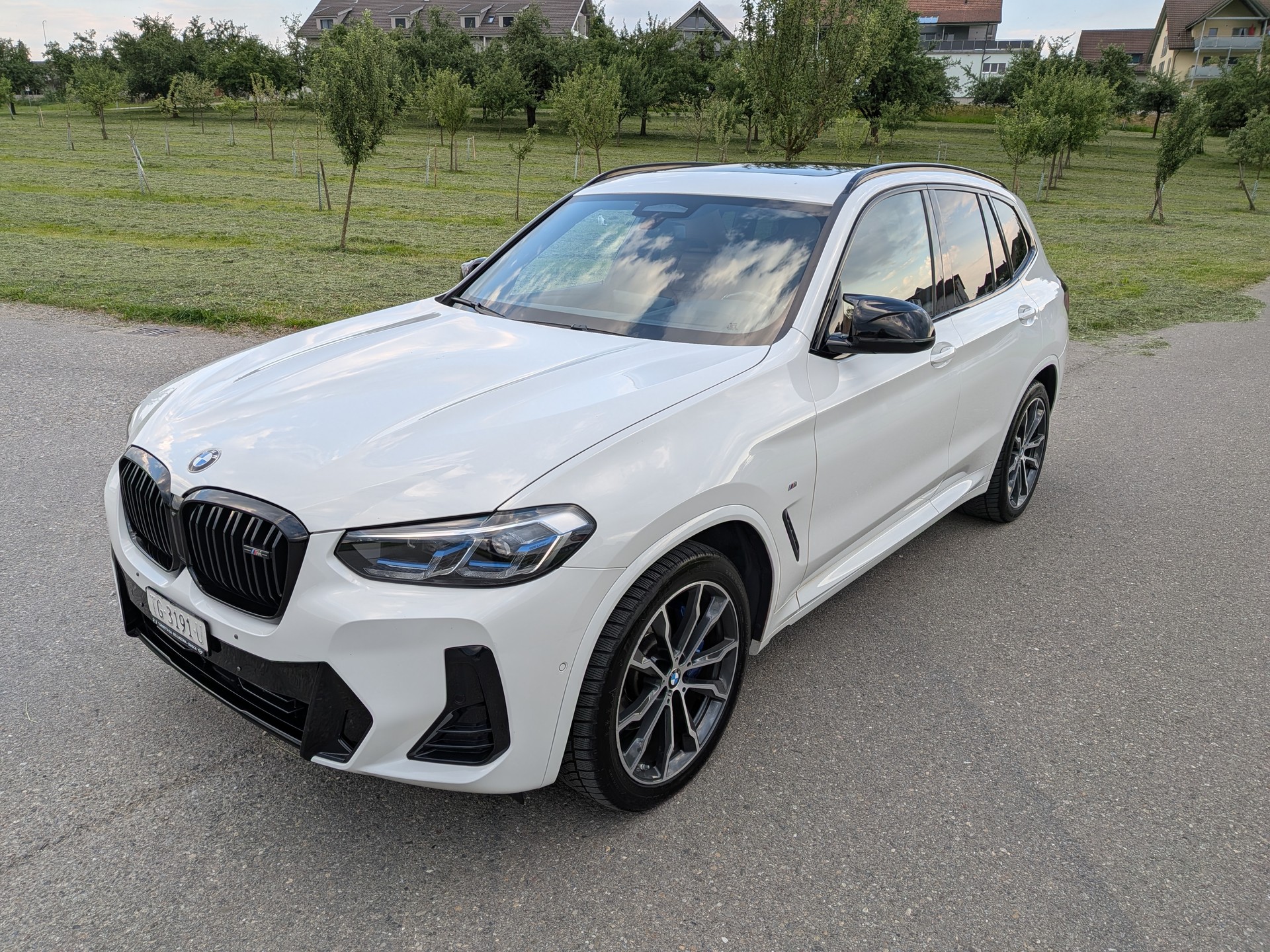 BMW xDrive 48V M40d Steptronic
