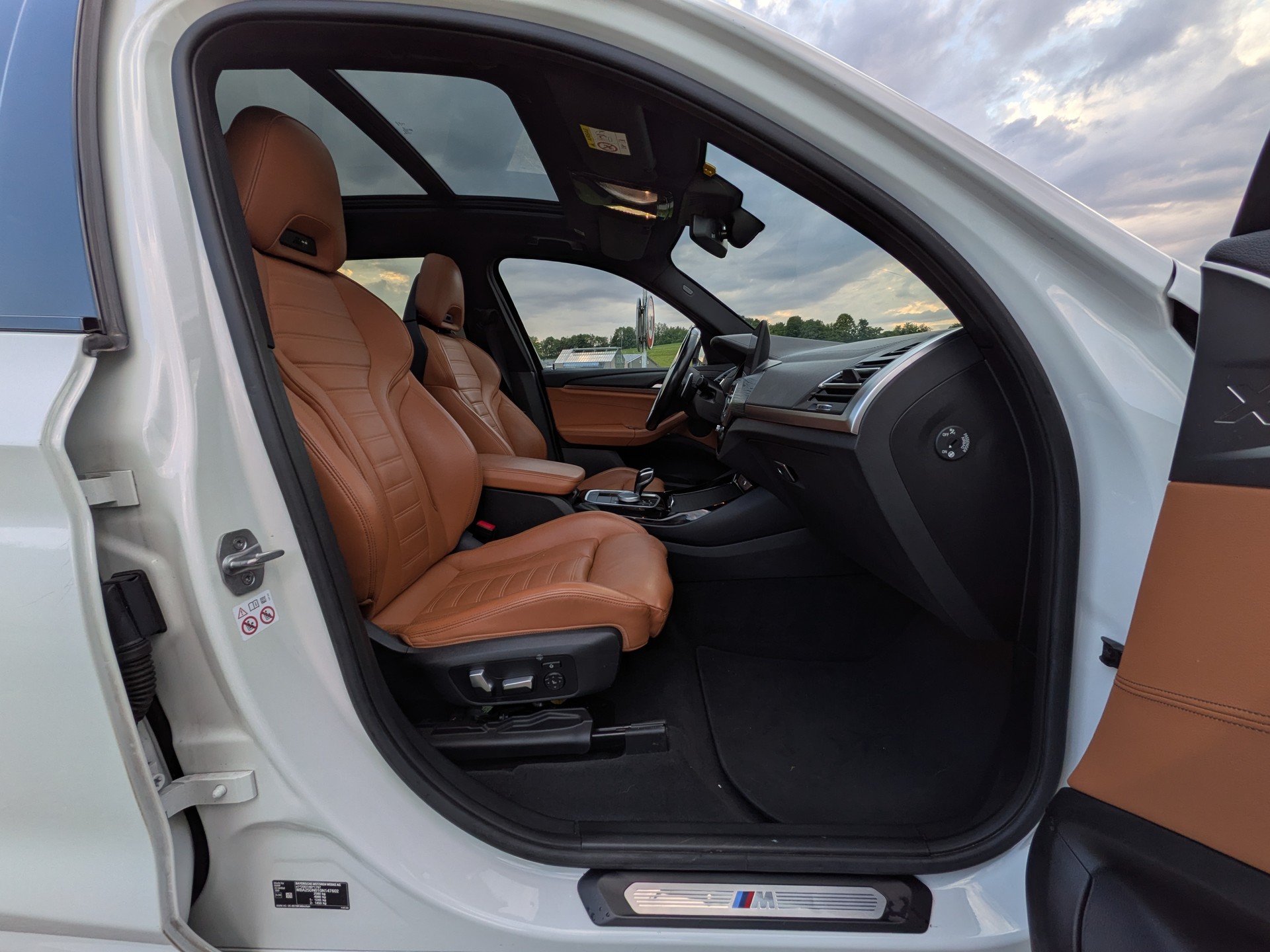 BMW xDrive 48V M40d Steptronic-image-15
