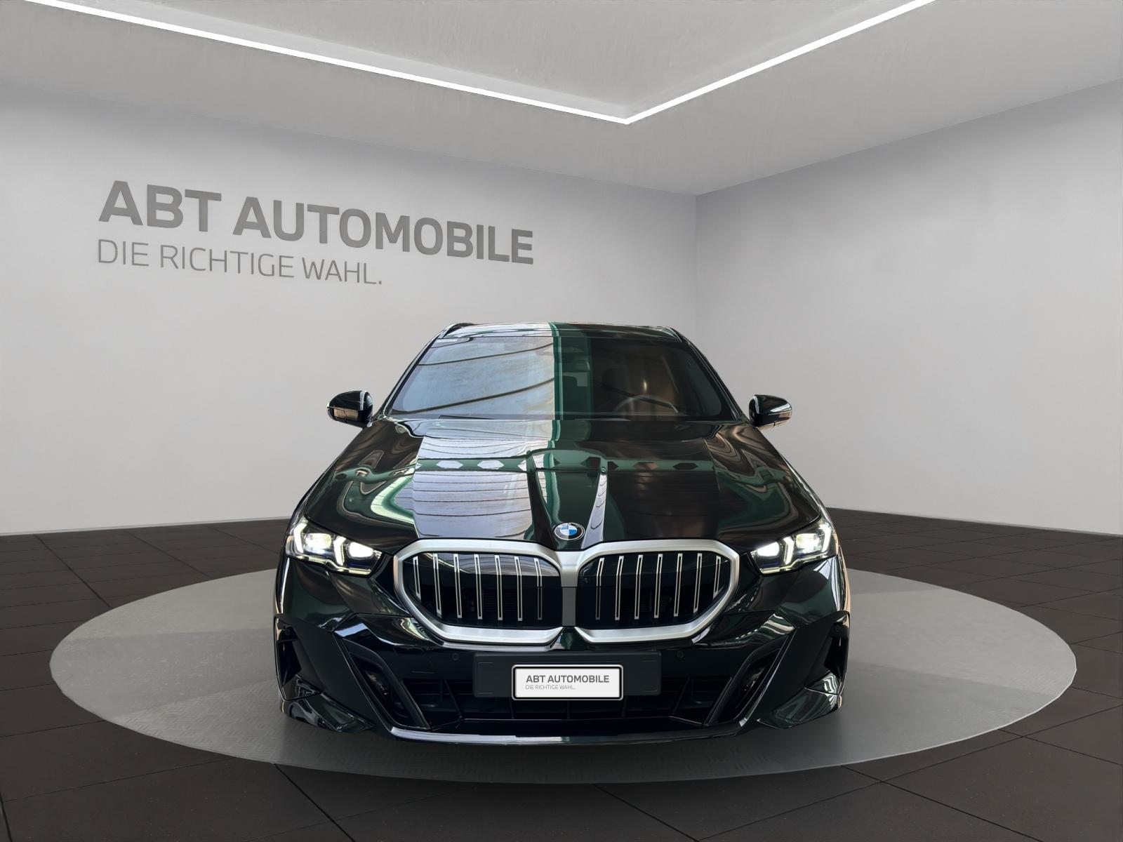 BMW 520d xDrive Touring-showroom-element-1