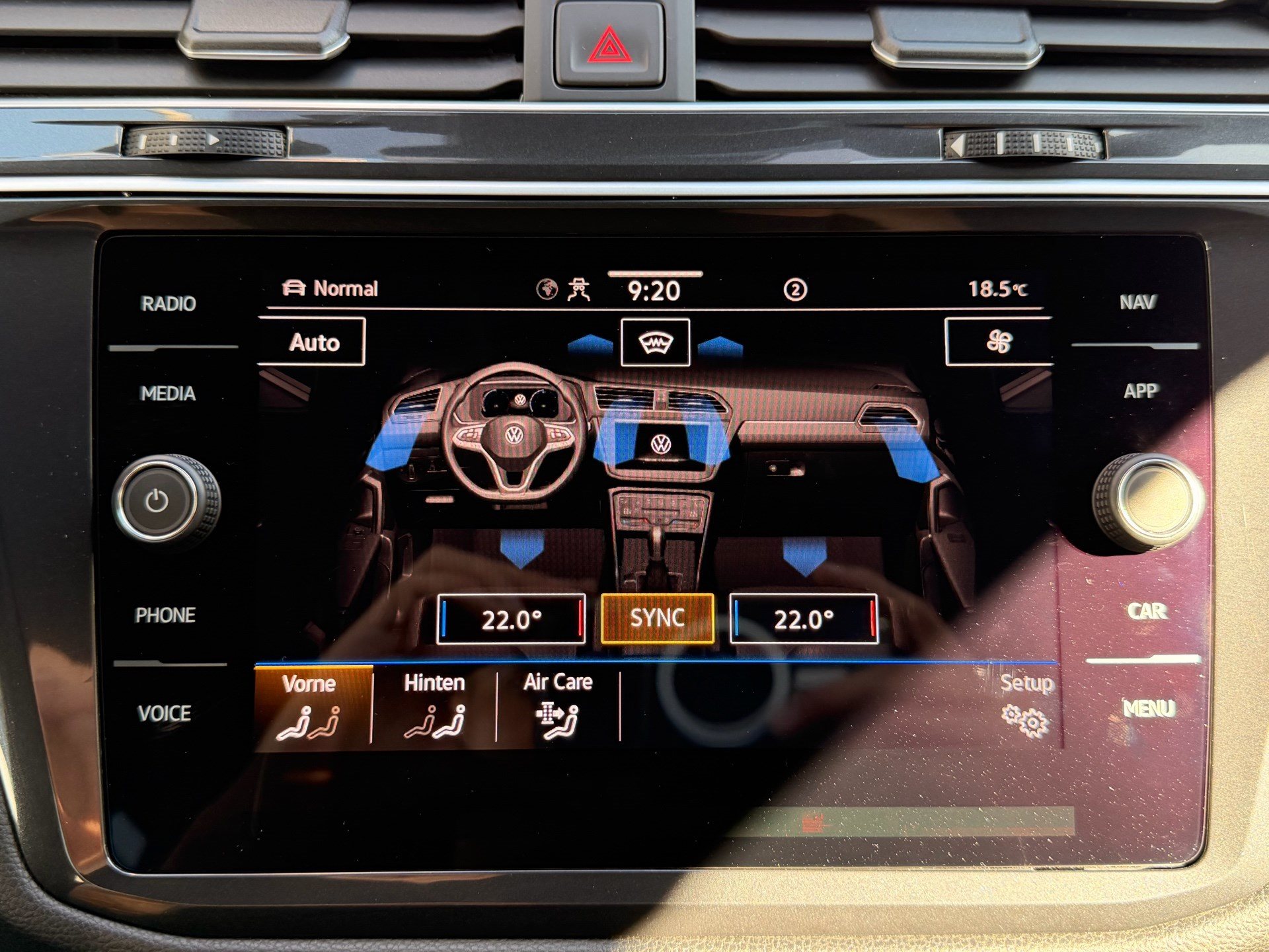VW Tiguan Allspace R-LINE 4MOTION *** PANORAMAGLASDACH & 360 GRAD KAMERA ***-image-20