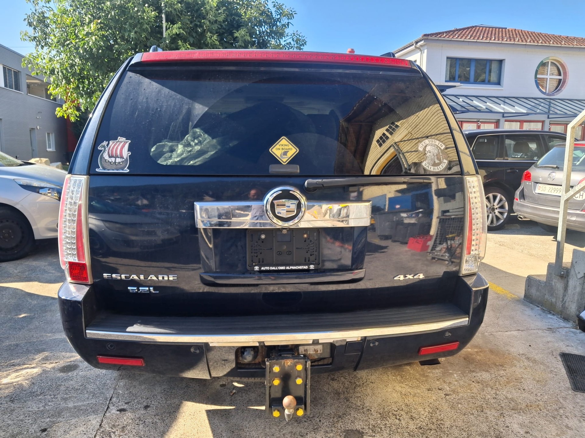 CADILLAC Escalade 6.2 Sport Luxury-image-4