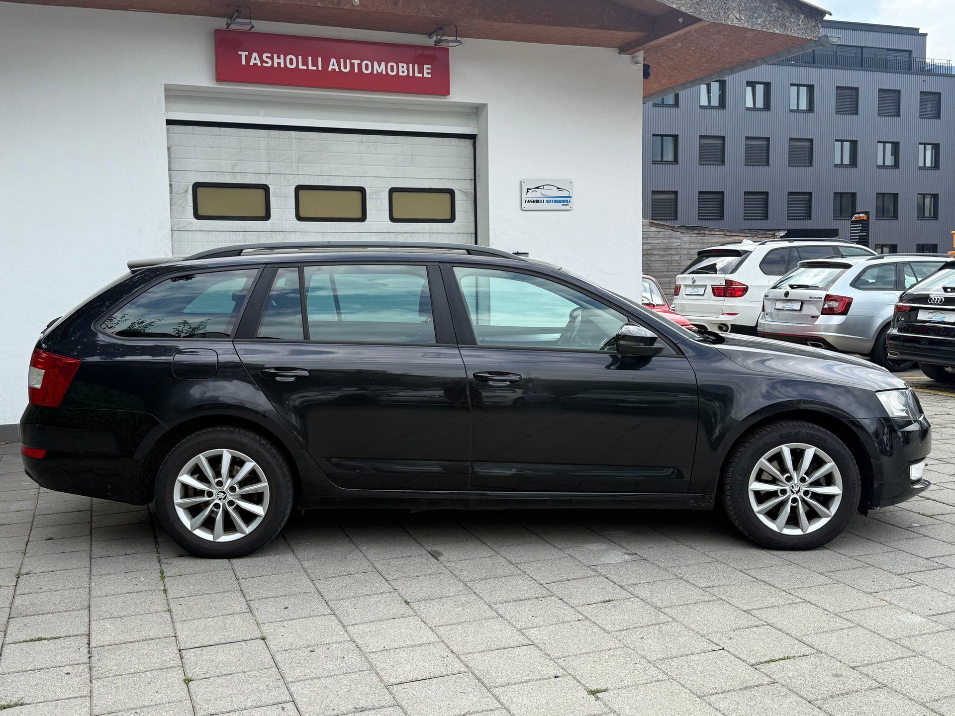 SKODA Octavia Combi 2.0 TDI Ambition 4x4-image-7