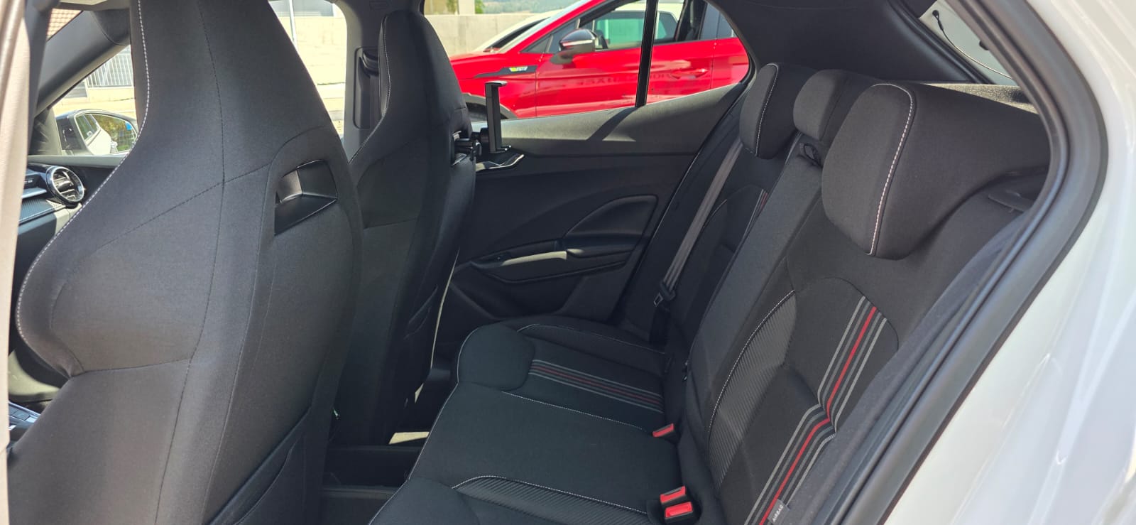 SKODA Fabia 1.5 TSI Motorsport DSG-image-18