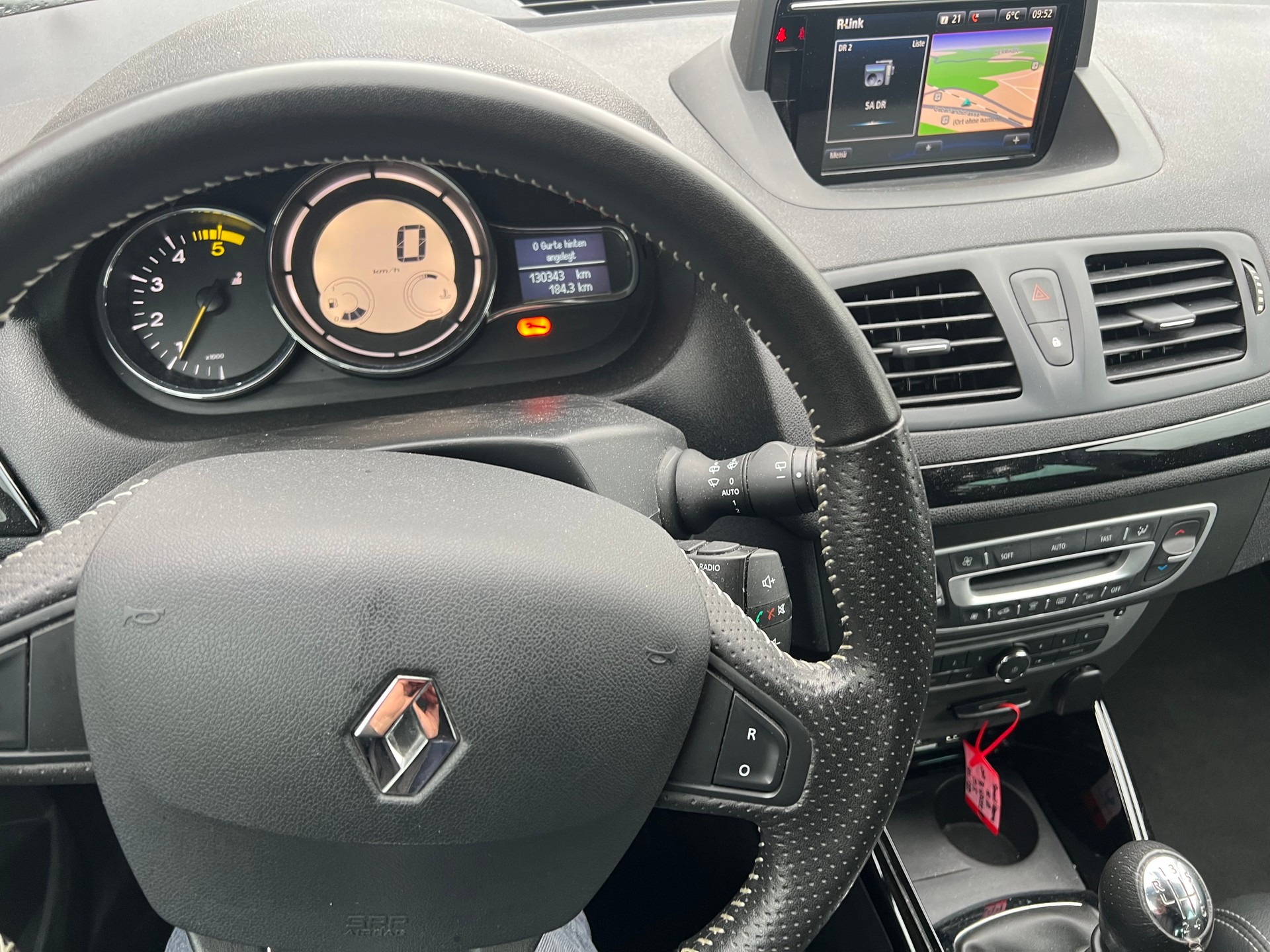 RENAULT Mégane Grandtour 1.5 dCi Bose-image-4