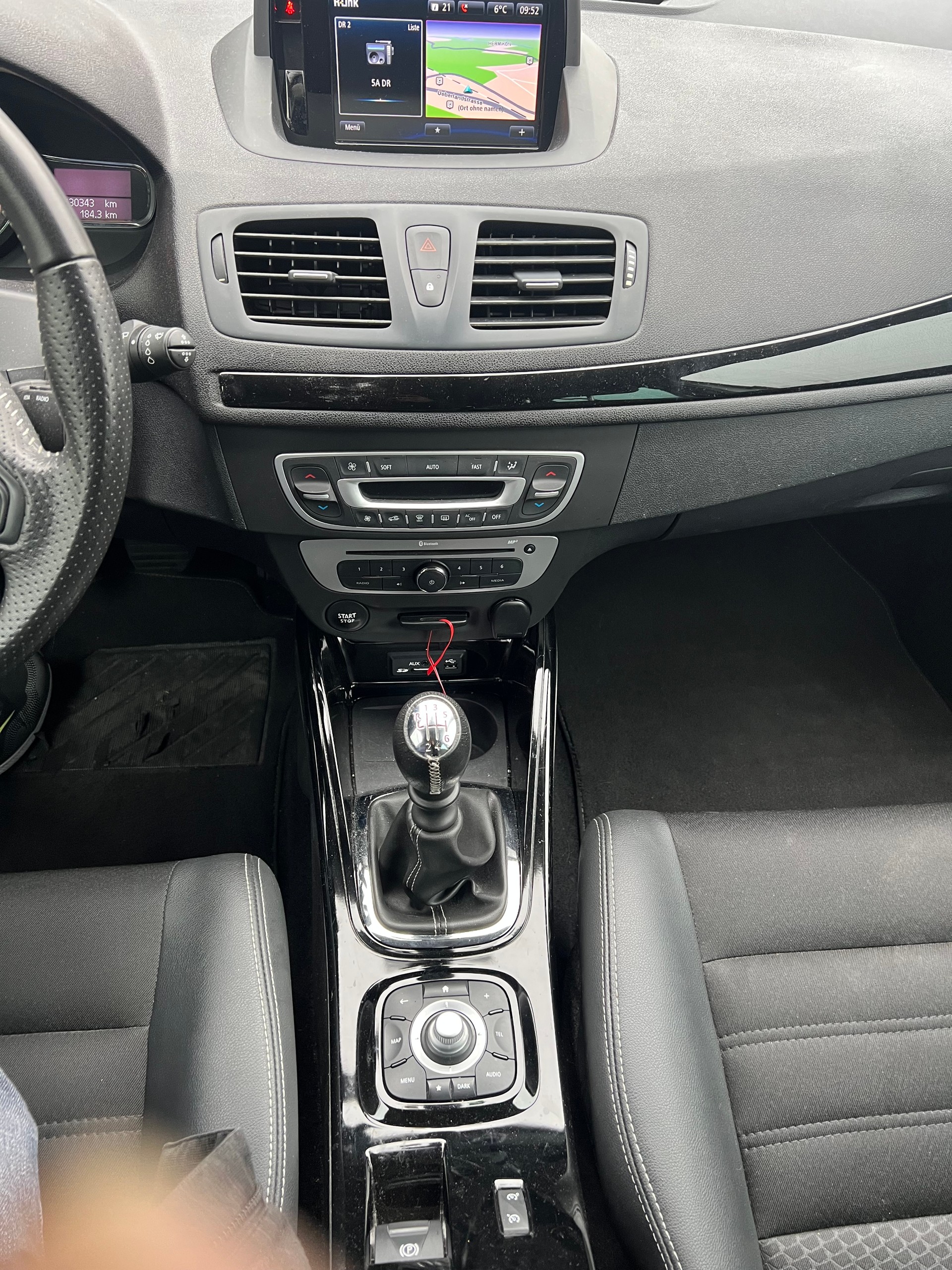 RENAULT Mégane Grandtour 1.5 dCi Bose-image-8