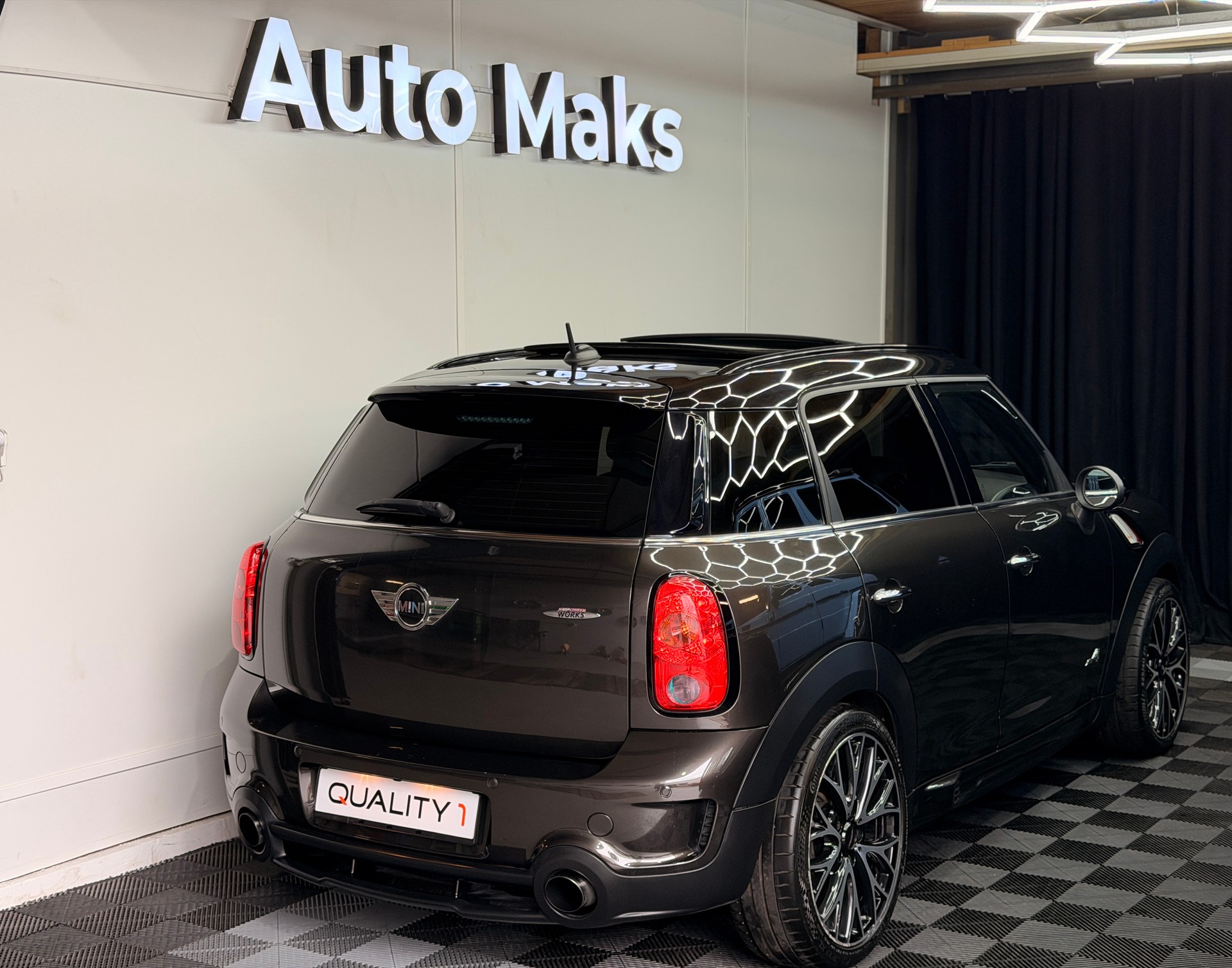 MINI Countryman John Cooper Works ALL4 Steptronic-showroom-element-1