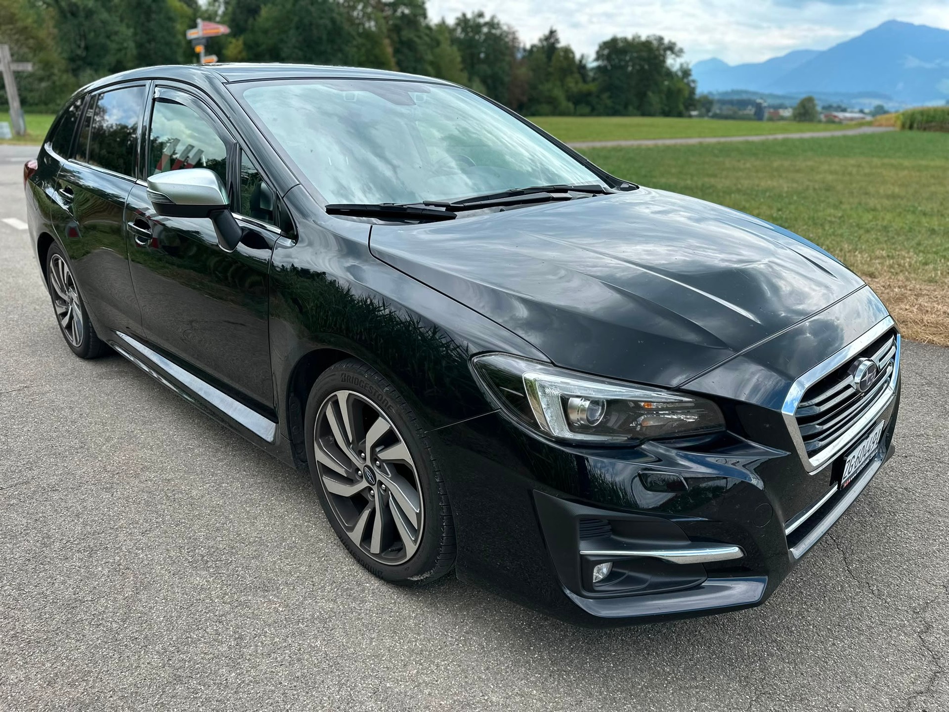 SUBARU Levorg 2.0i Swiss Plus AWD Lineartronic-showroom-element-3