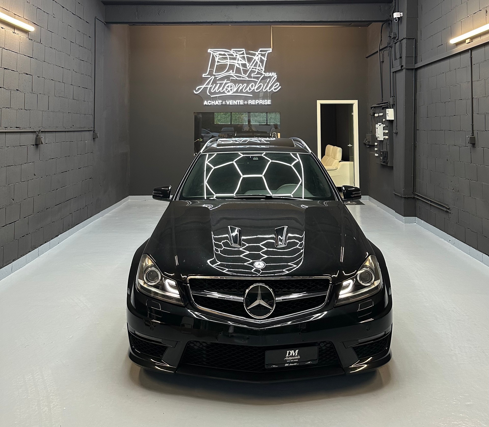 MERCEDES-BENZ C 63 AMG Edition 507 Speedshift MCT // 1of1 in Swiss🇨🇭 !! // full carbone // Sound H&K // Distronic // Leasing dès 859.--image-1