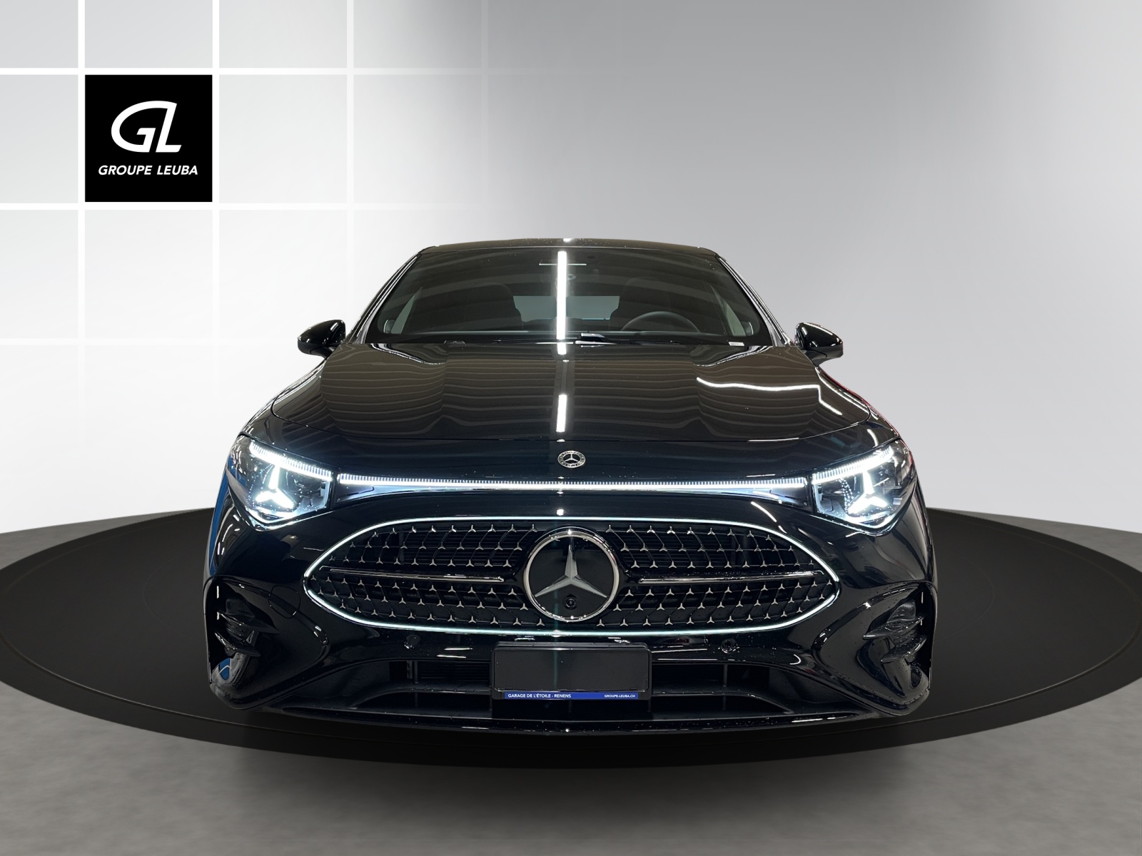 MERCEDES-BENZ CLA 220 8G-DCT 4Matic-showroom-element-1