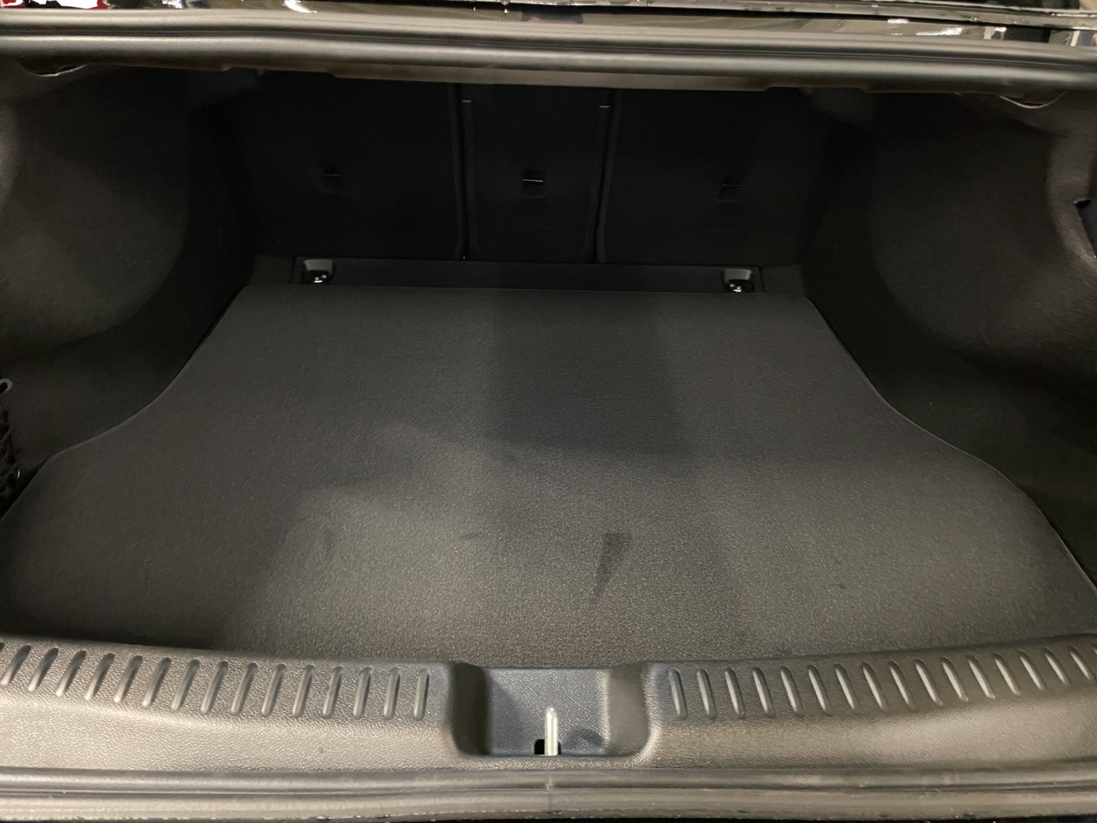 MERCEDES-BENZ CLA 220 8G-DCT 4Matic-image-5