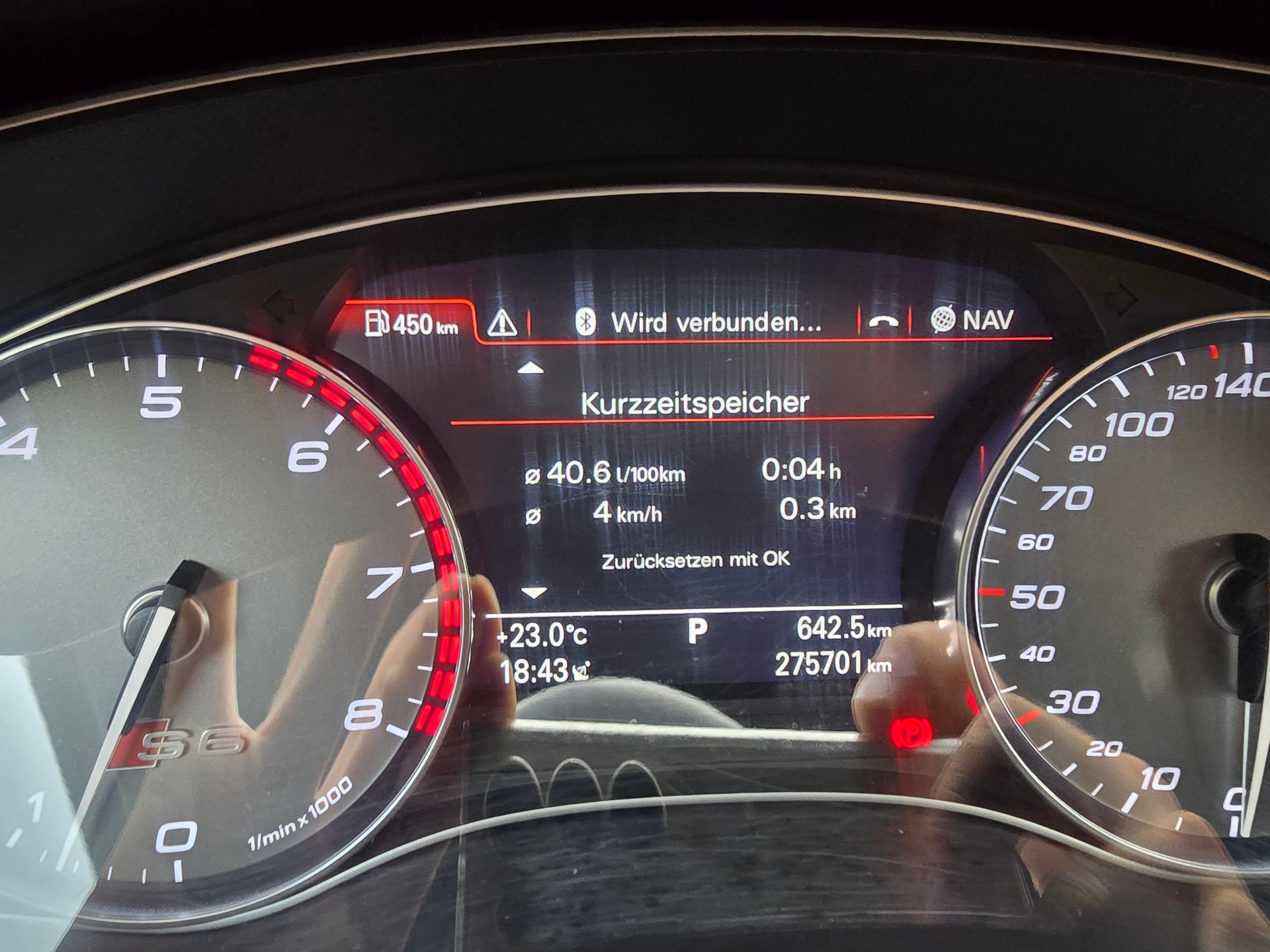 AUDI S6 Avant 4.0 TFSI V8 quattro S-tronic-image-24