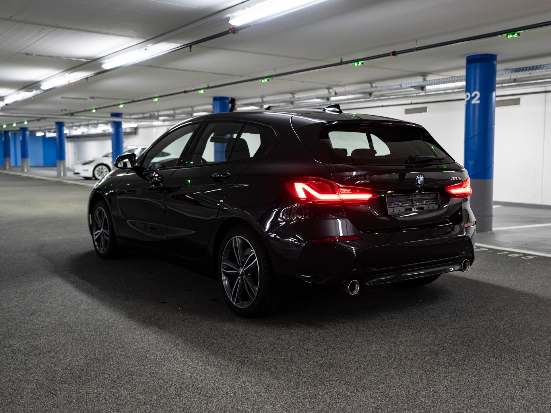 BMW 120d xDrive SAG-image-2