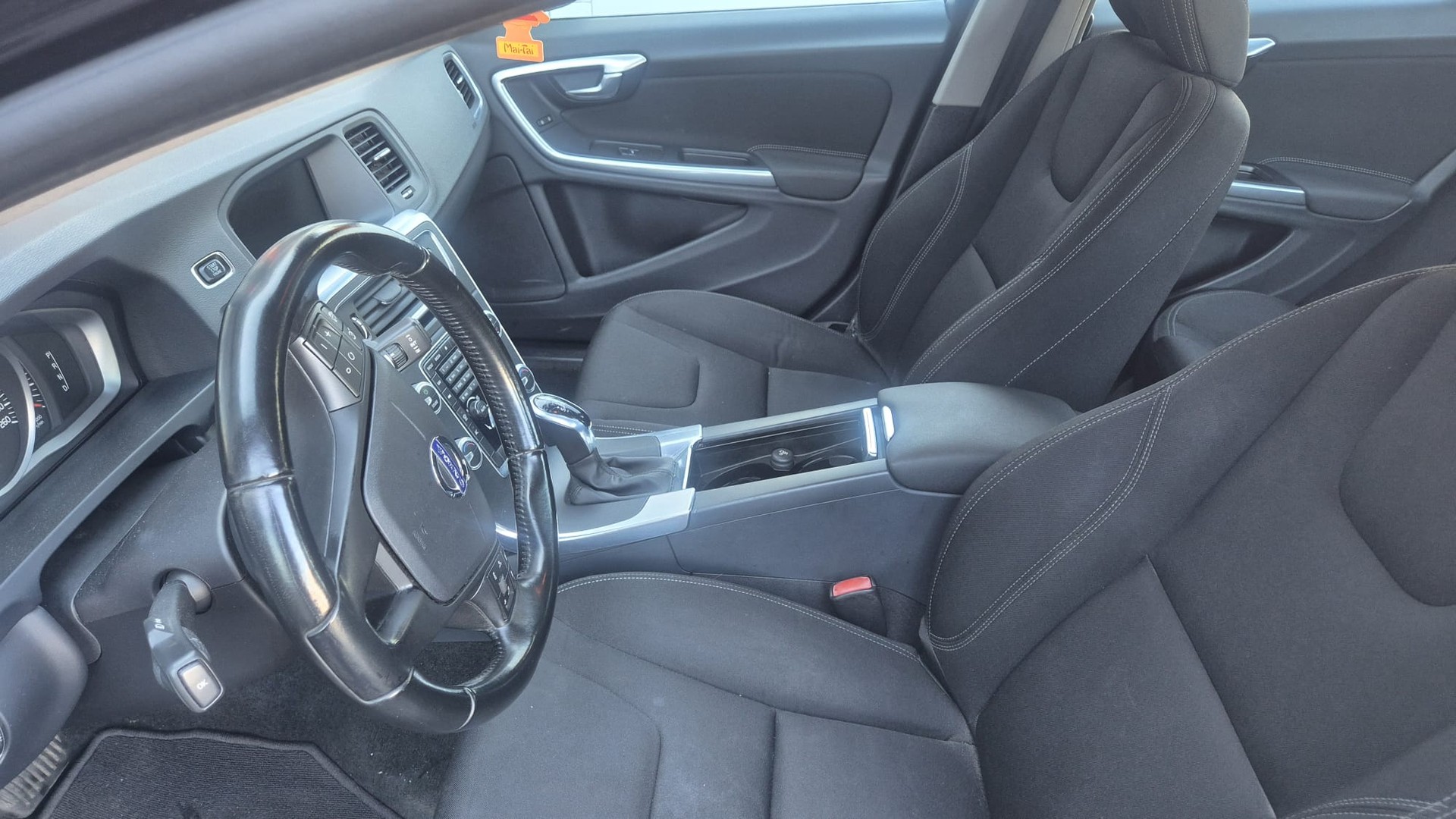 VOLVO S60 D4-image-7