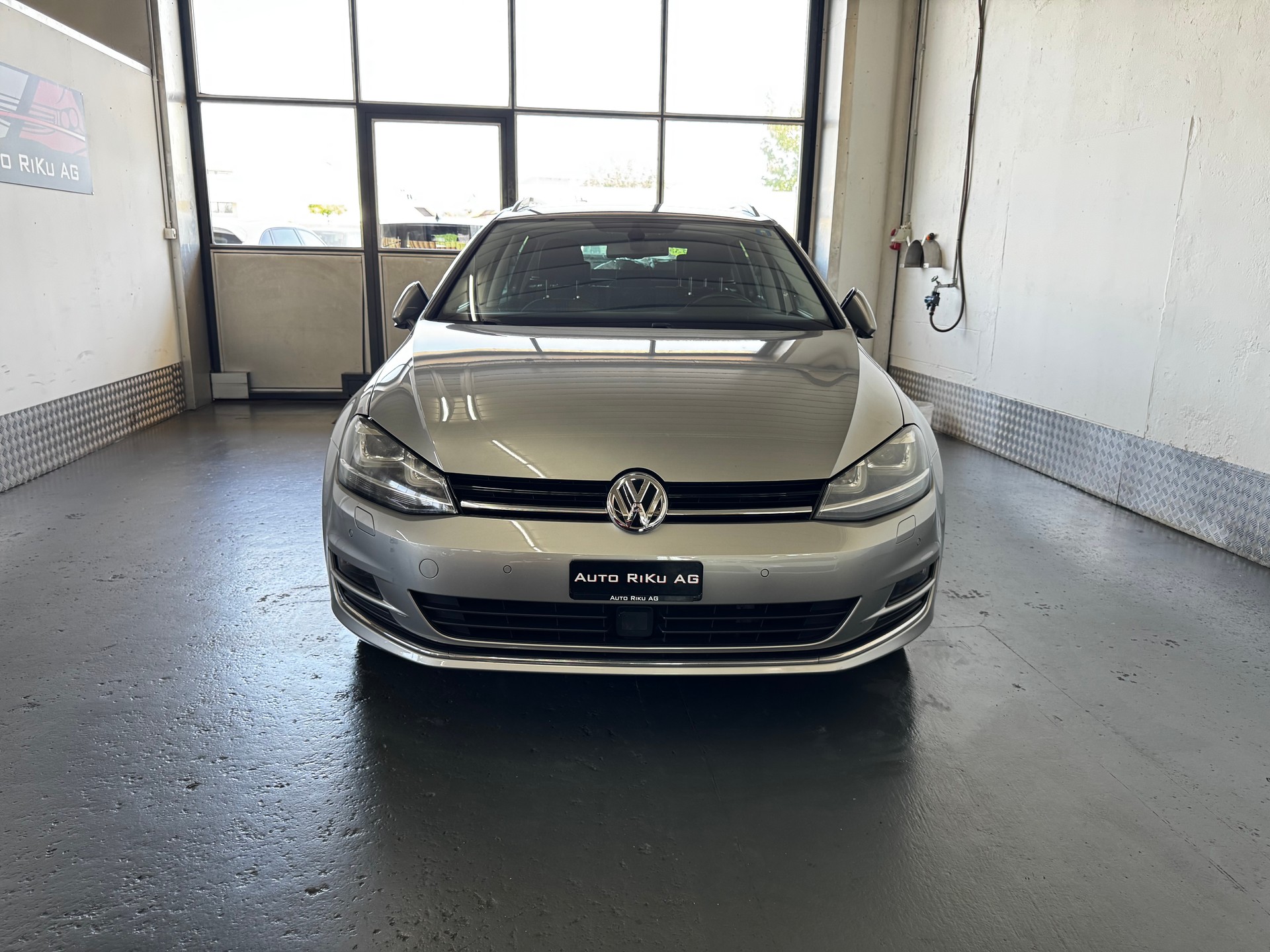 VW Golf Variant 1.6 TDI Allstar 4Motion-showroom-element-3