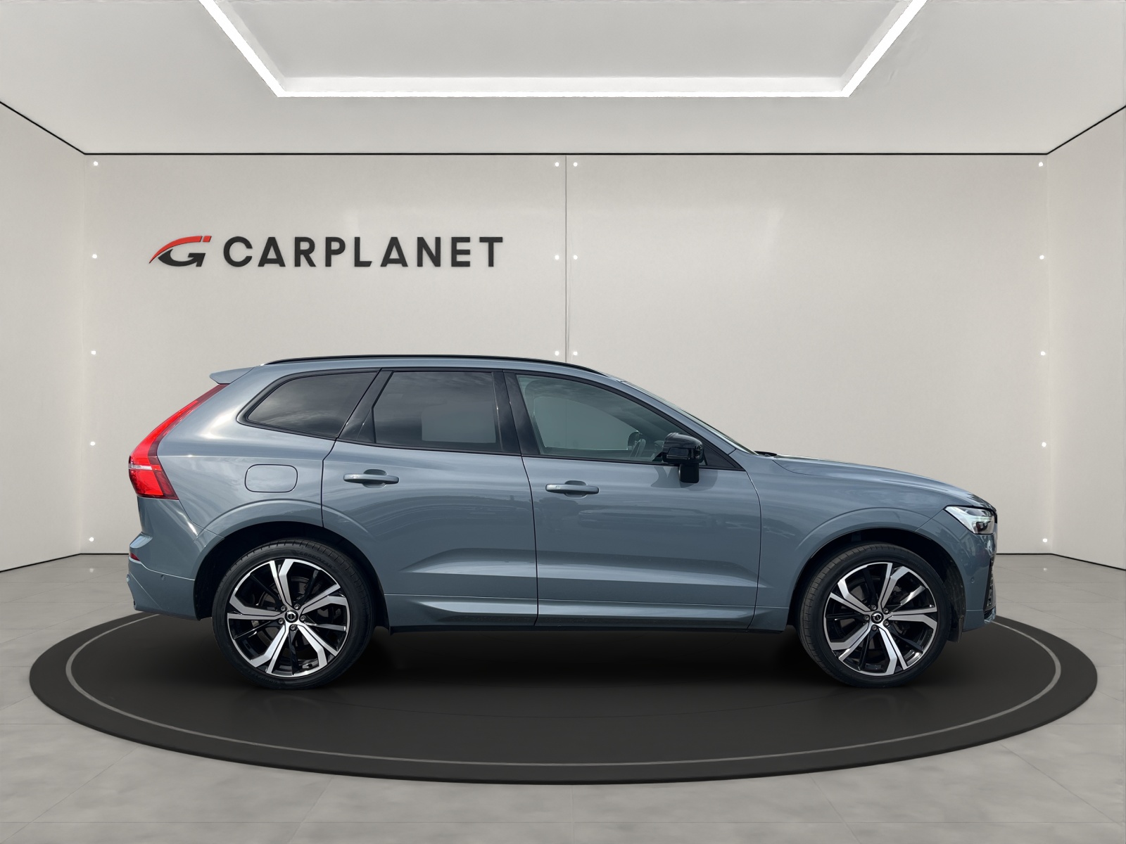 VOLVO XC60 2.0 T6 TE R-Design eAWD-showroom-element-2