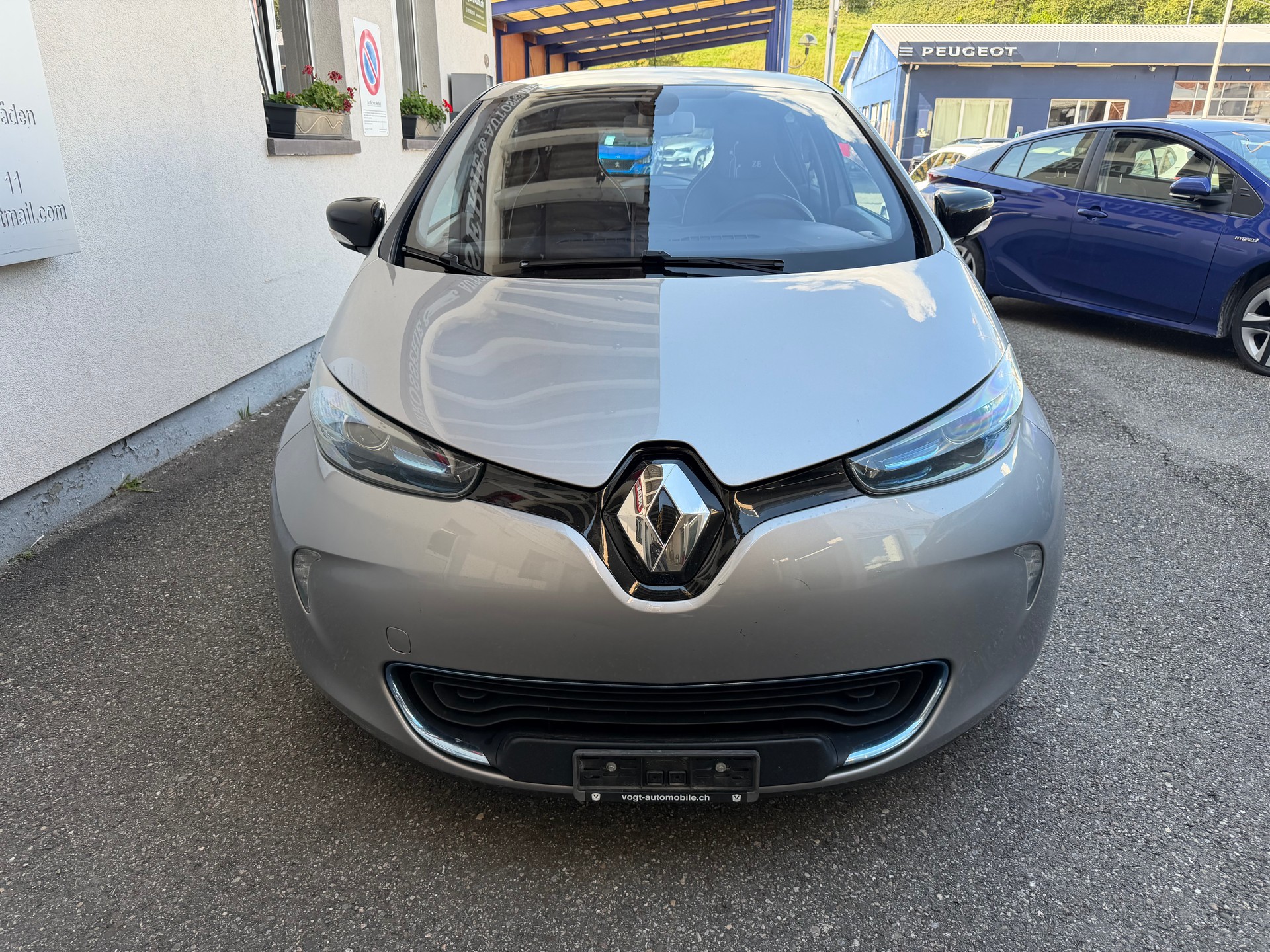 RENAULT ZOE
