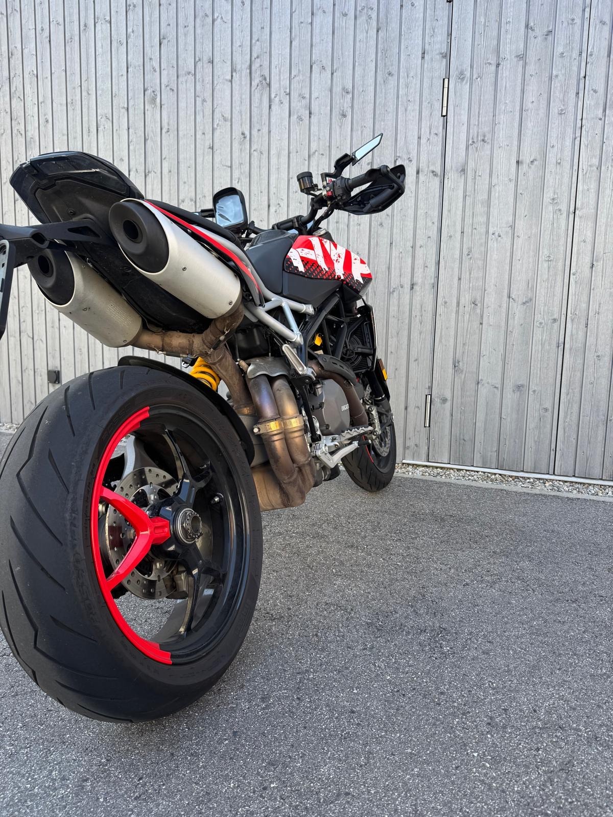 DUCATI Hypermotard 950 RVE (35kW)-image-3