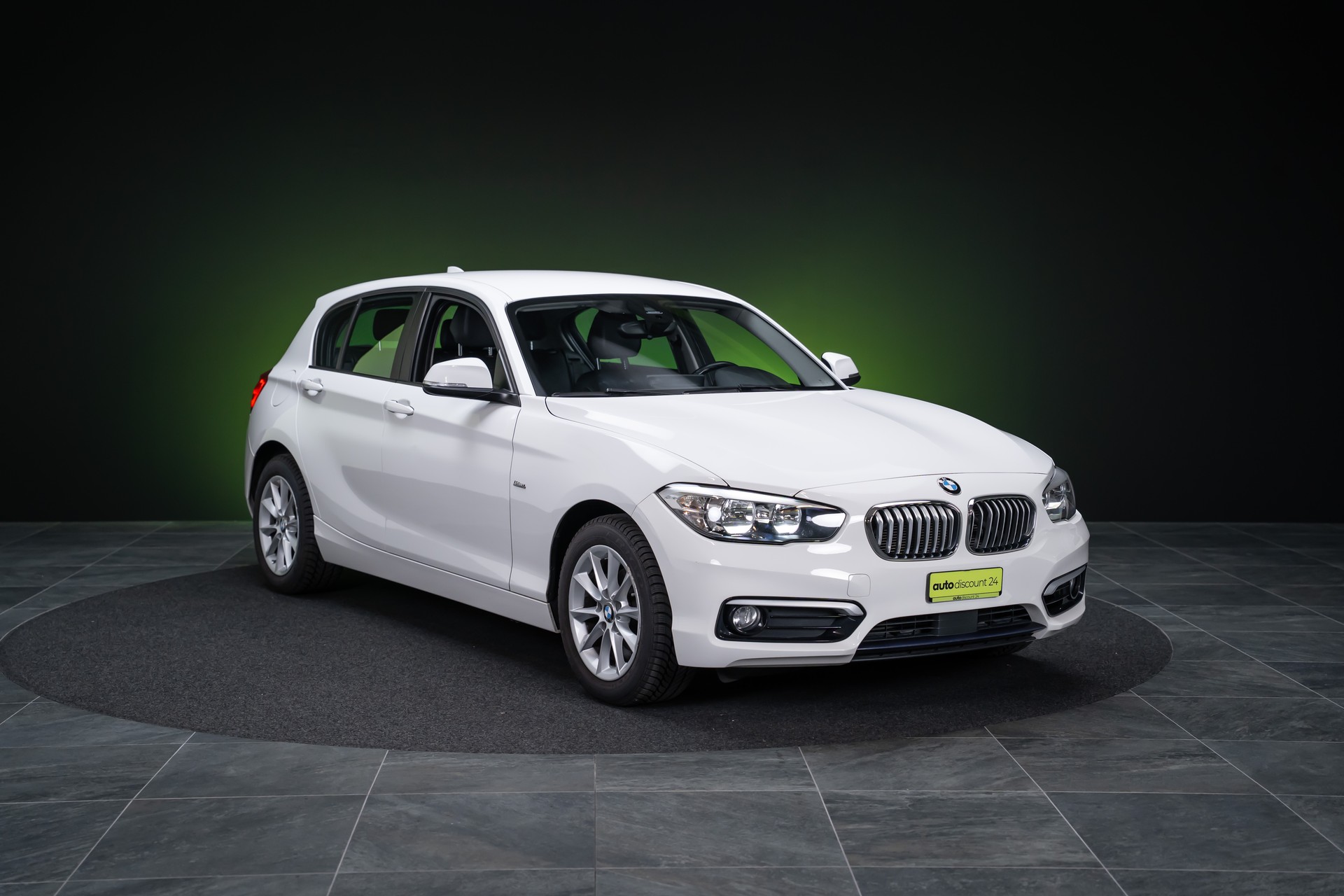 BMW 116d / CH-Fahrzeug / Tempomat / Sitzheizung-showroom-element-2