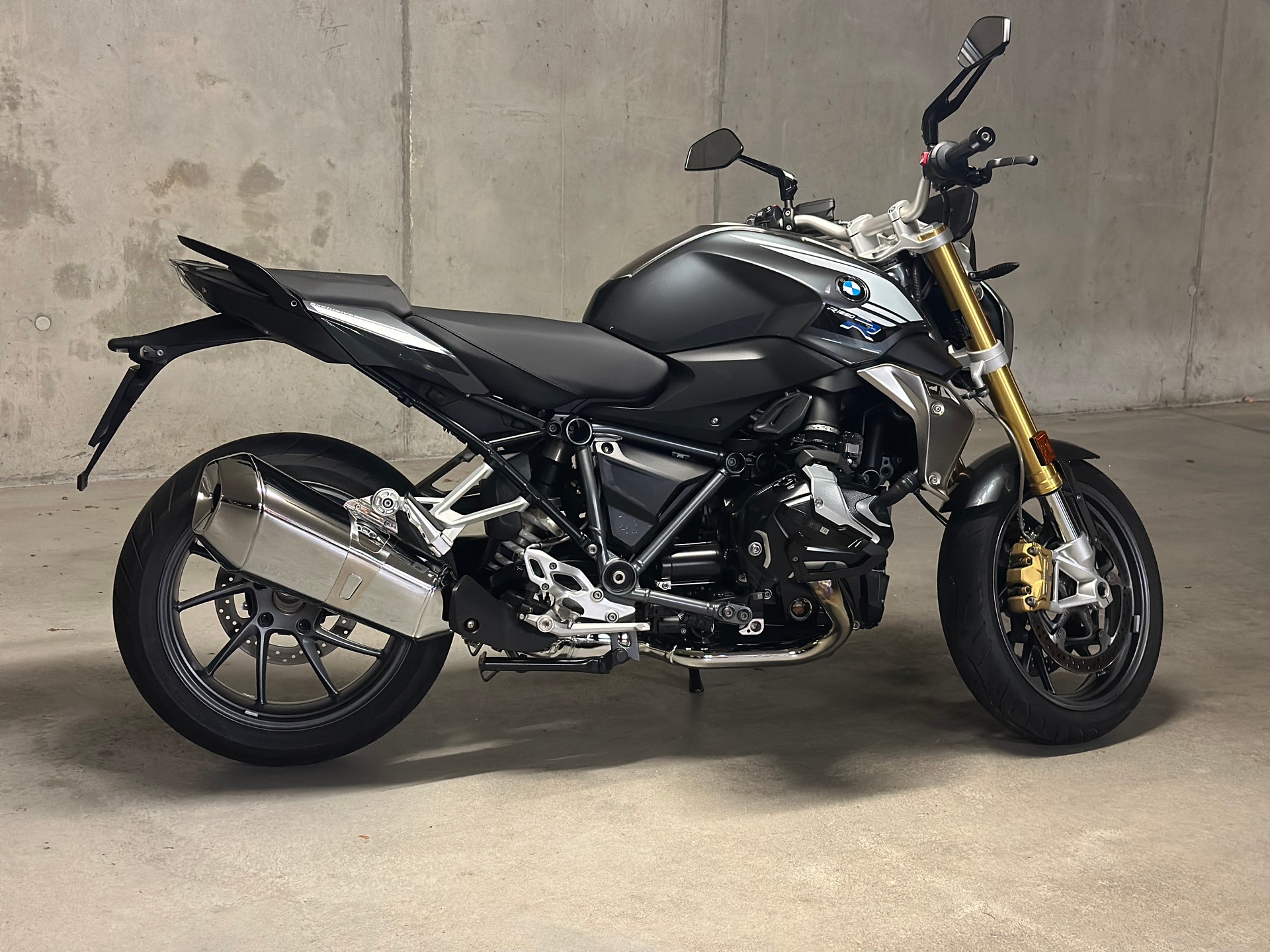 BMW R 1250 R-image-2