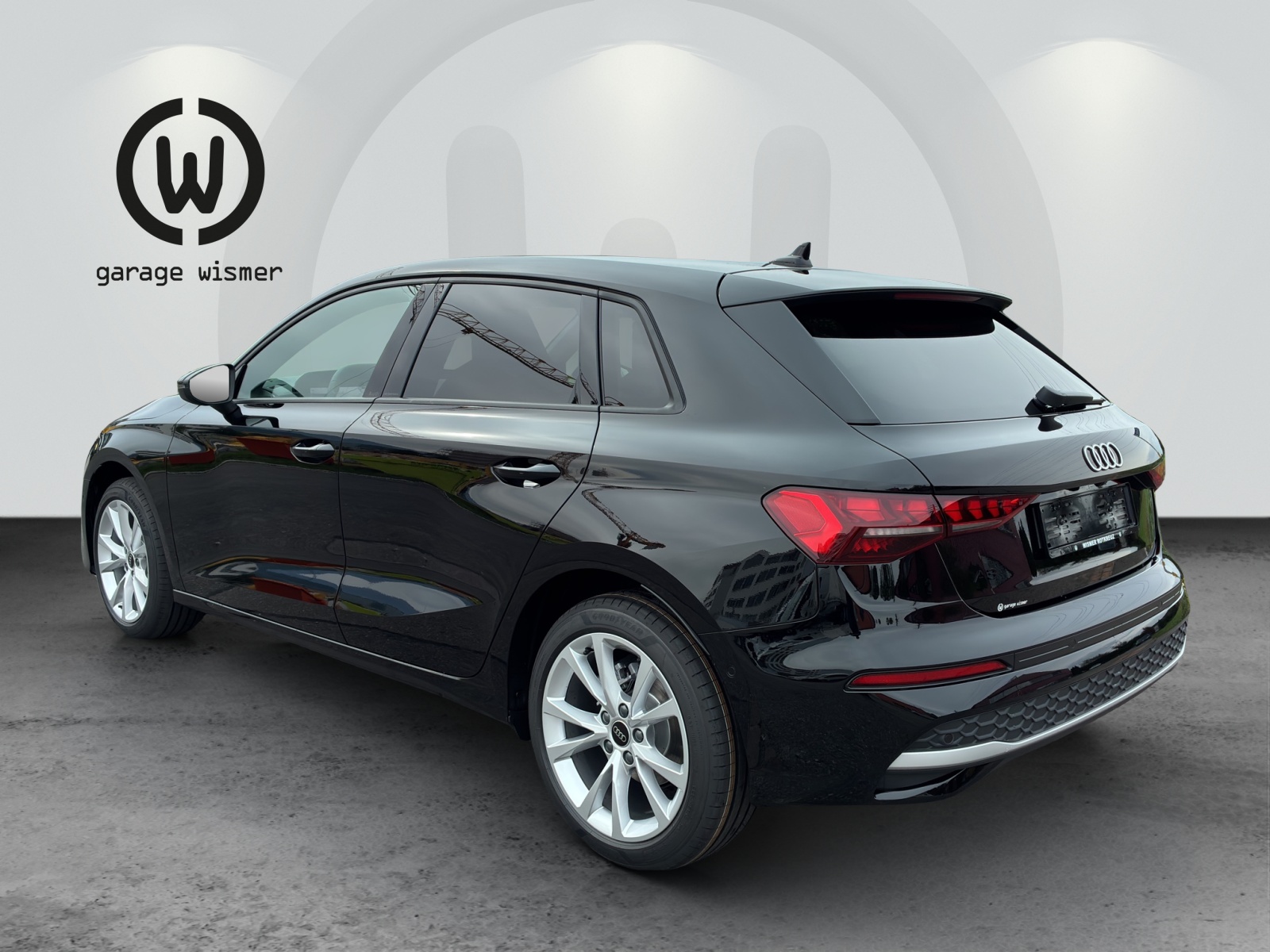 AUDI A3 Sportback TFSI 85 kW Ambition S-tronic-showroom-element-2
