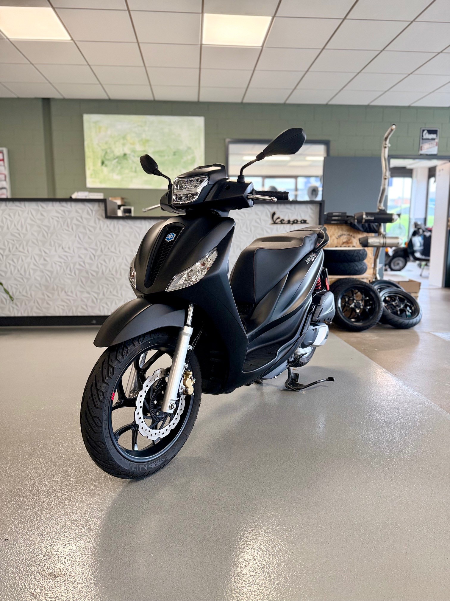 PIAGGIO Medley 125 Sport-image-0