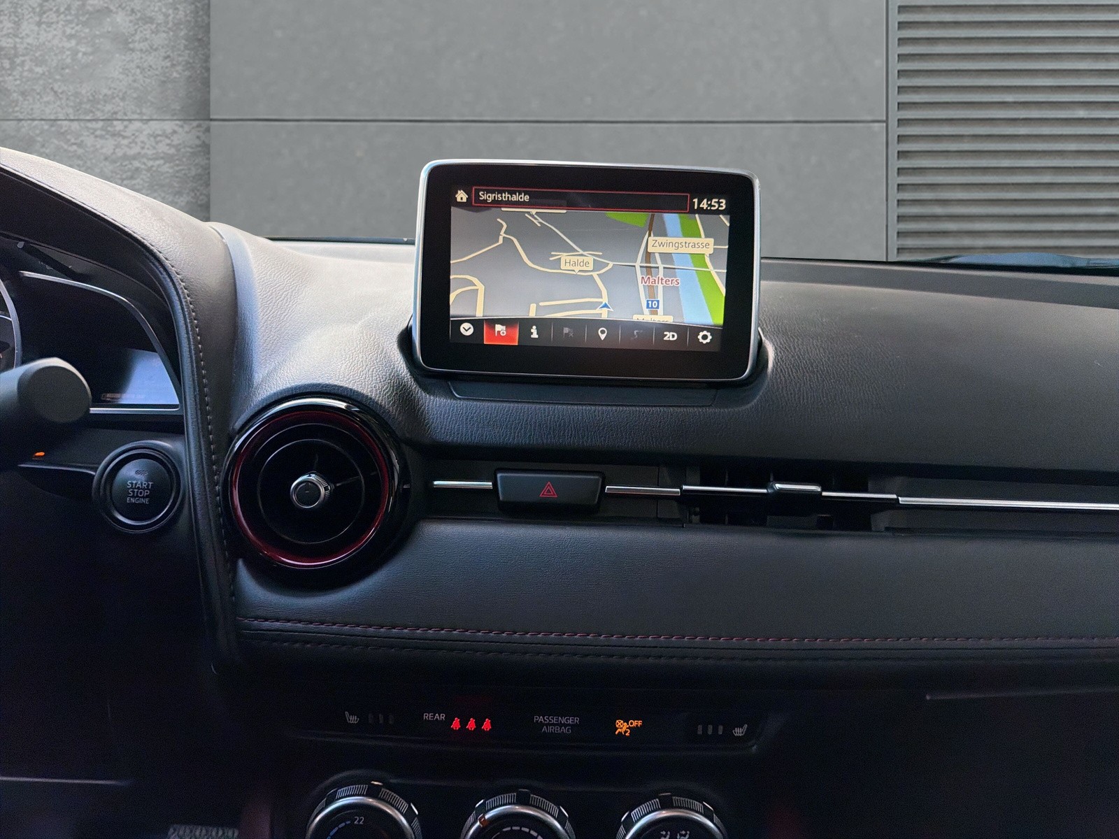 MAZDA CX-3 2.0 Revolution AWD Skyactiv Drive-image-11