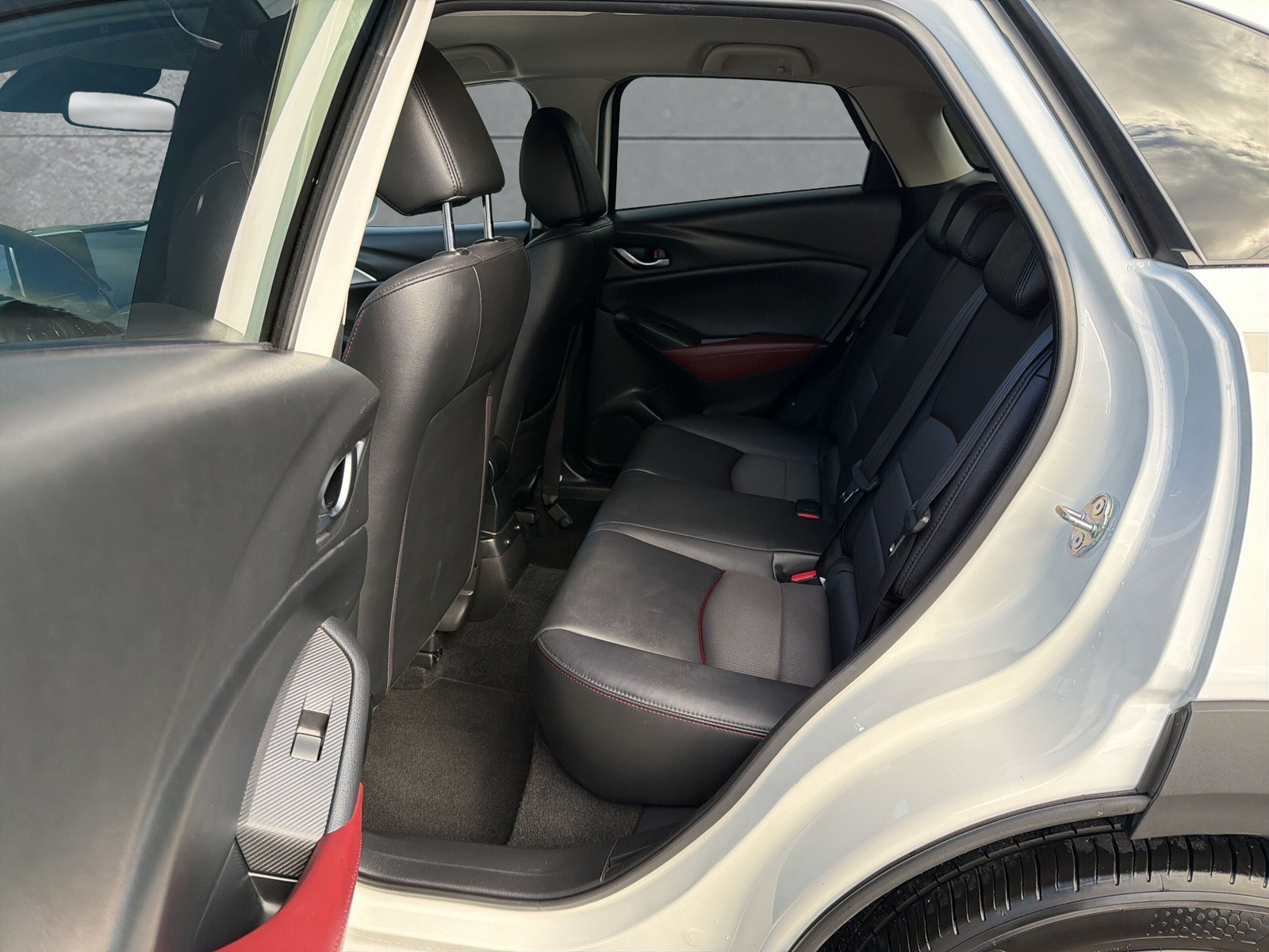 MAZDA CX-3 2.0 Revolution AWD Skyactiv Drive-image-9