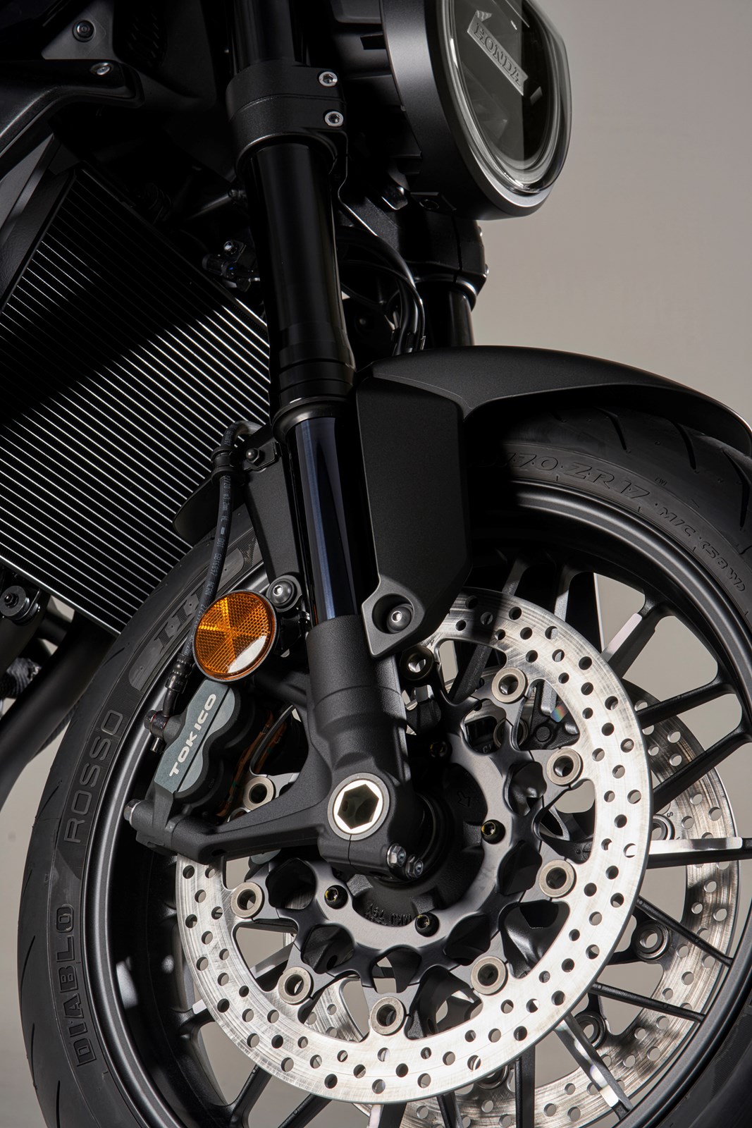HONDA CB 1000 R "Black Edition"-image-4