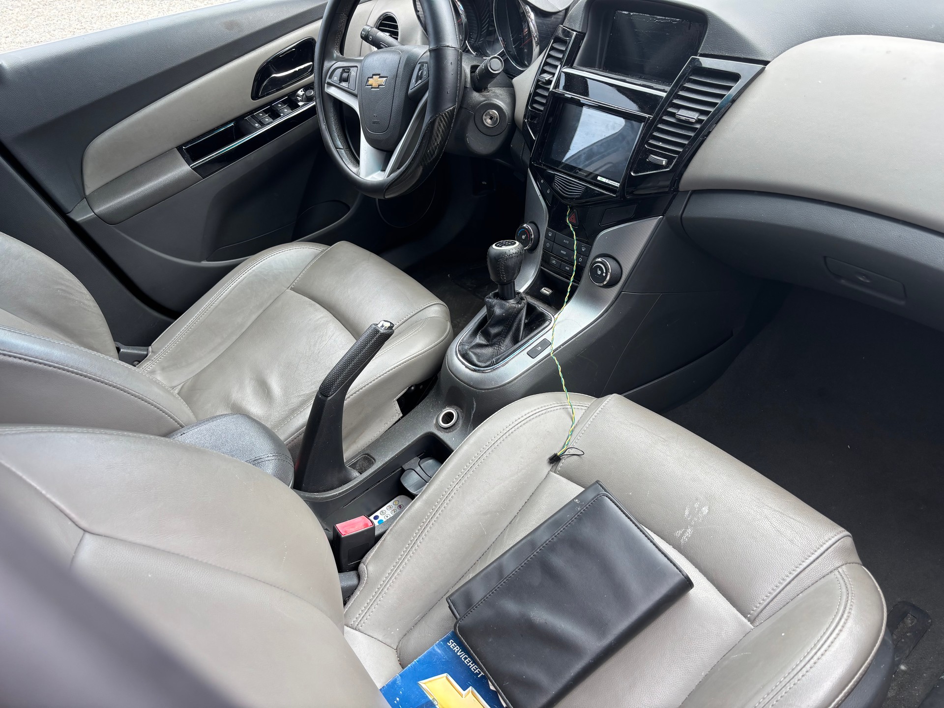 CHEVROLET Cruze 2.0 VCDi LT-image-7