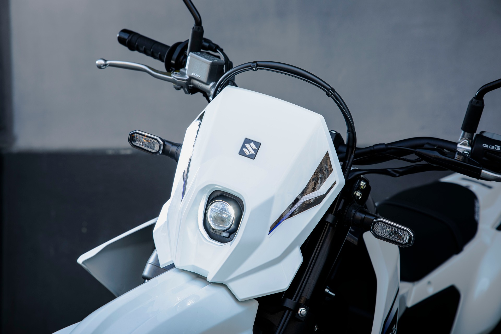 SUZUKI DR-Z 400-image-4