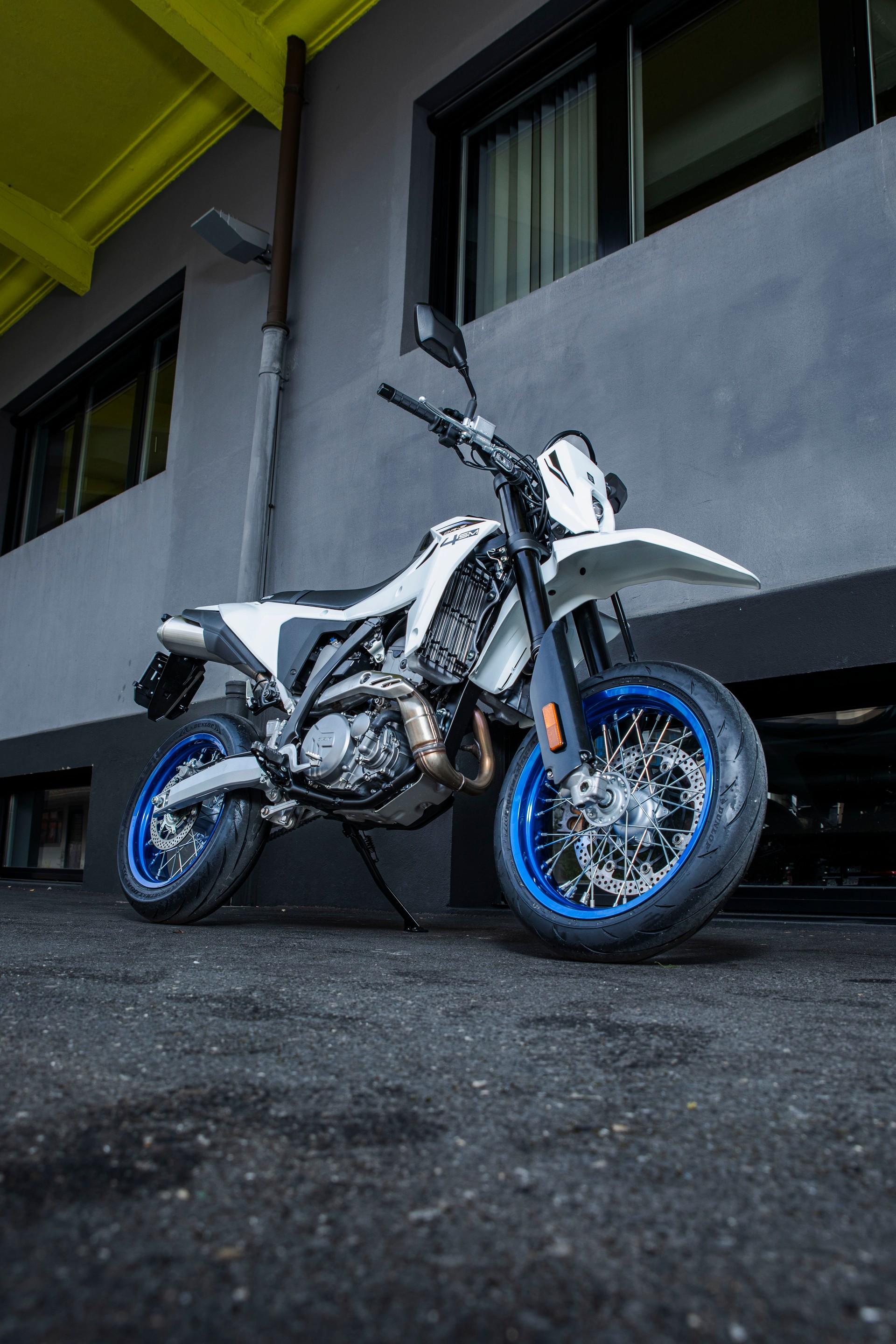 SUZUKI DR-Z 400-image-3