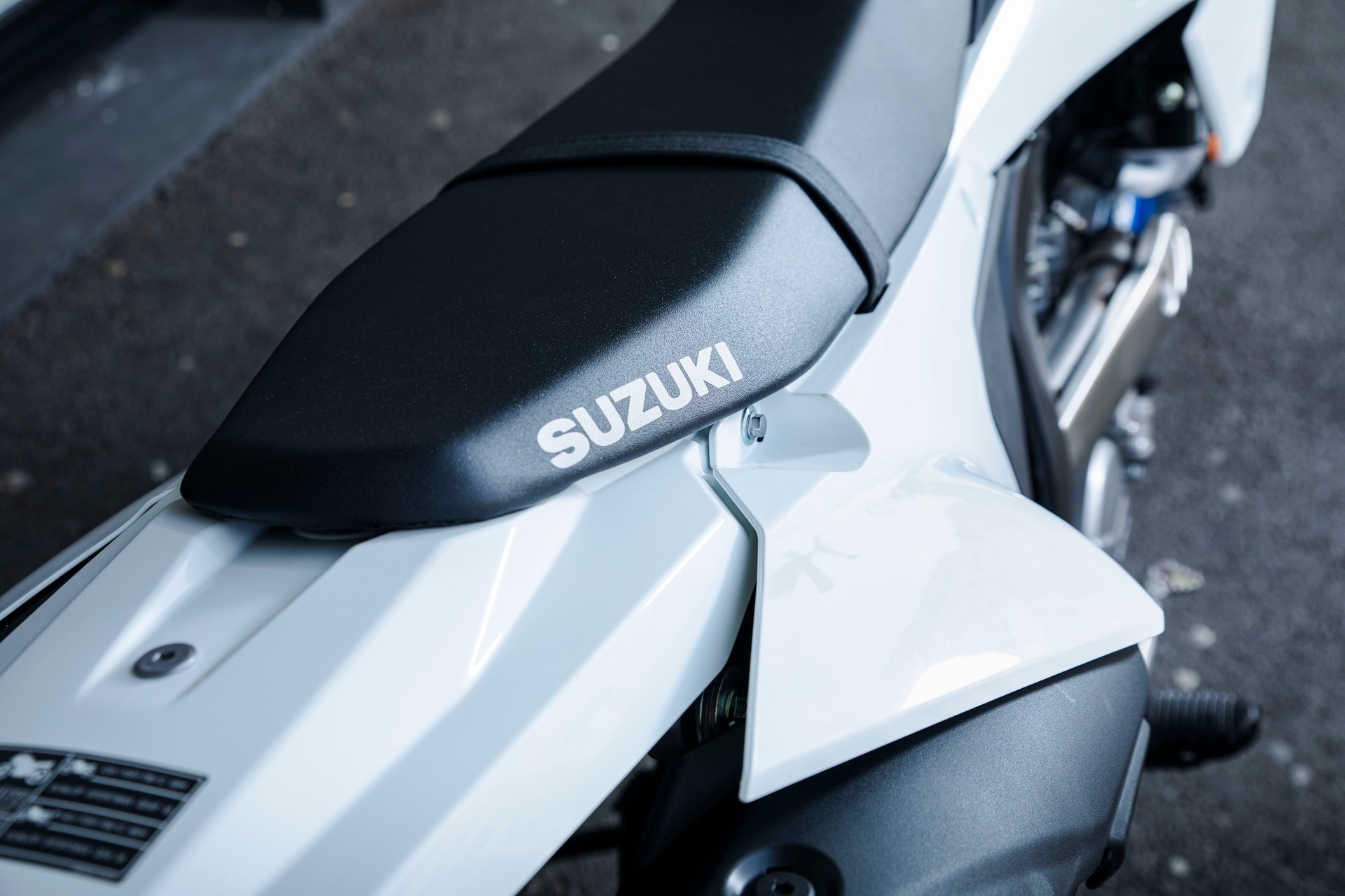SUZUKI DR-Z 400-image-9