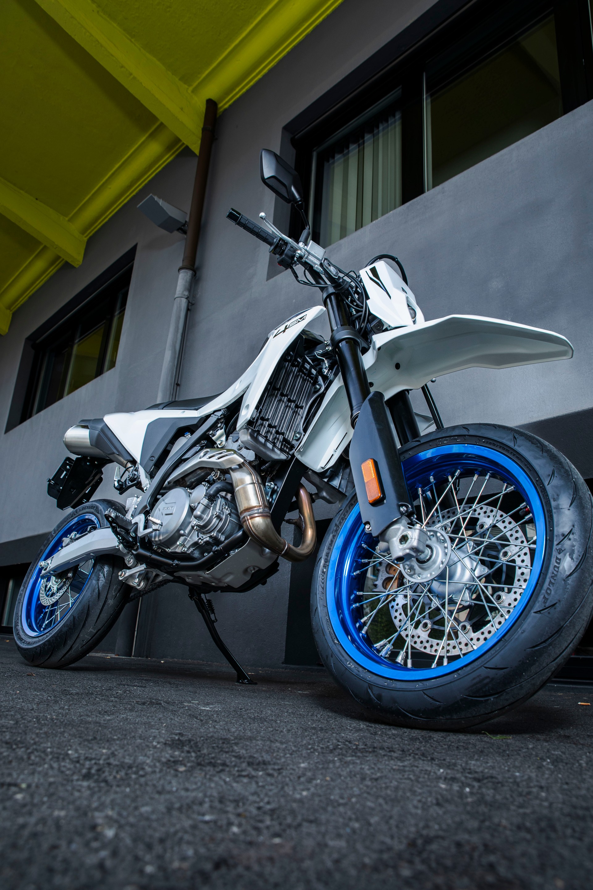 SUZUKI DR-Z 400-image-11
