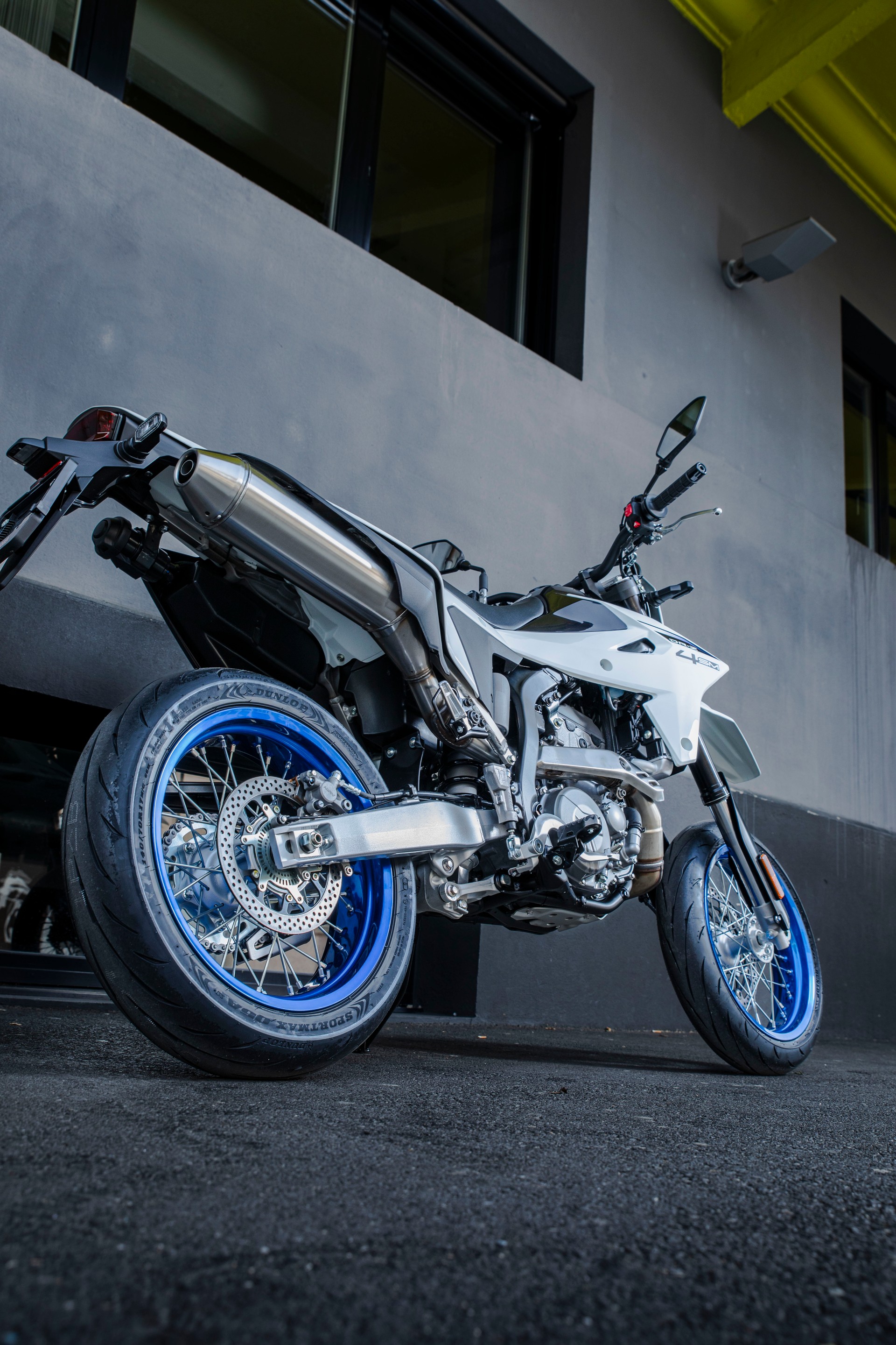 SUZUKI DR-Z 400-image-12