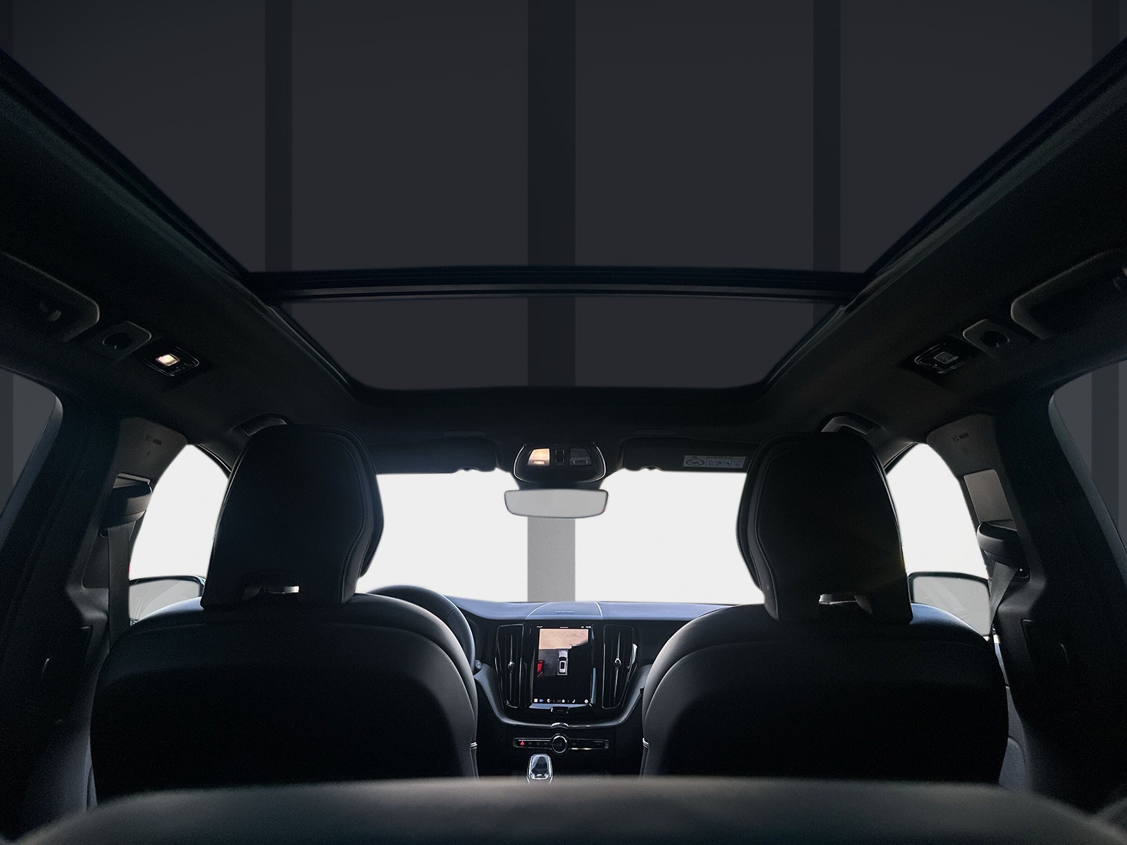 VOLVO XC60 2.0 T6 TE Plus Dark eAWD-image-18