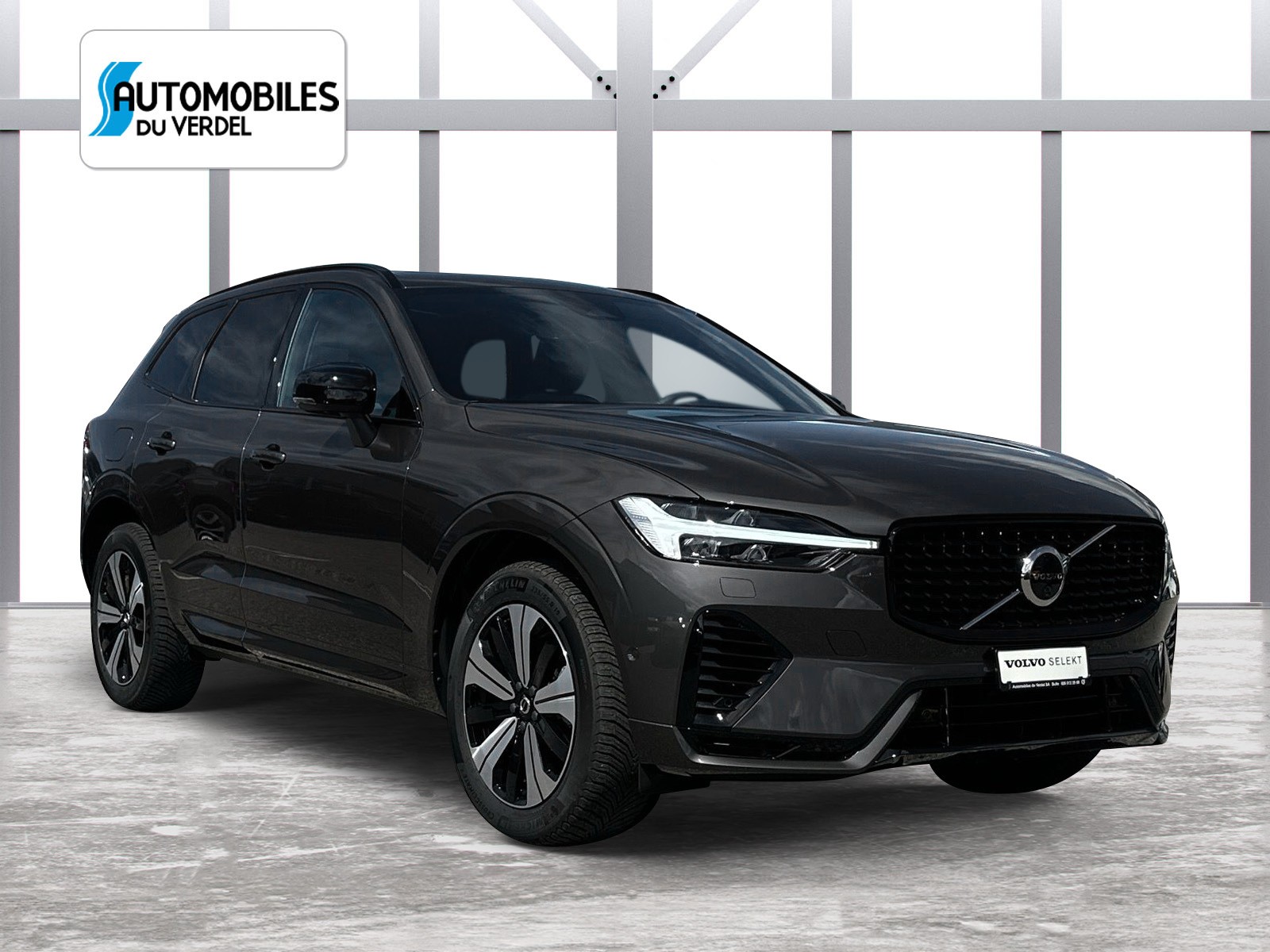 VOLVO XC60 2.0 T6 TE Plus Dark eAWD-image-7