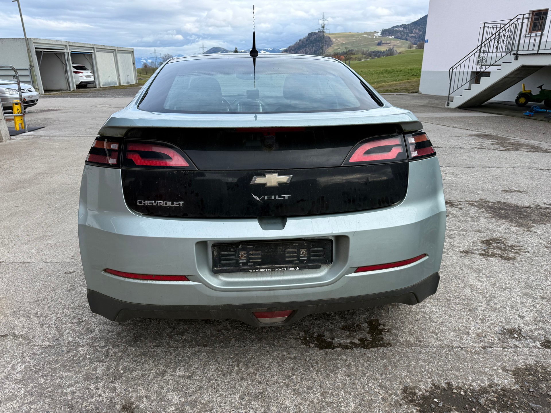 CHEVROLET Volt E-image-5