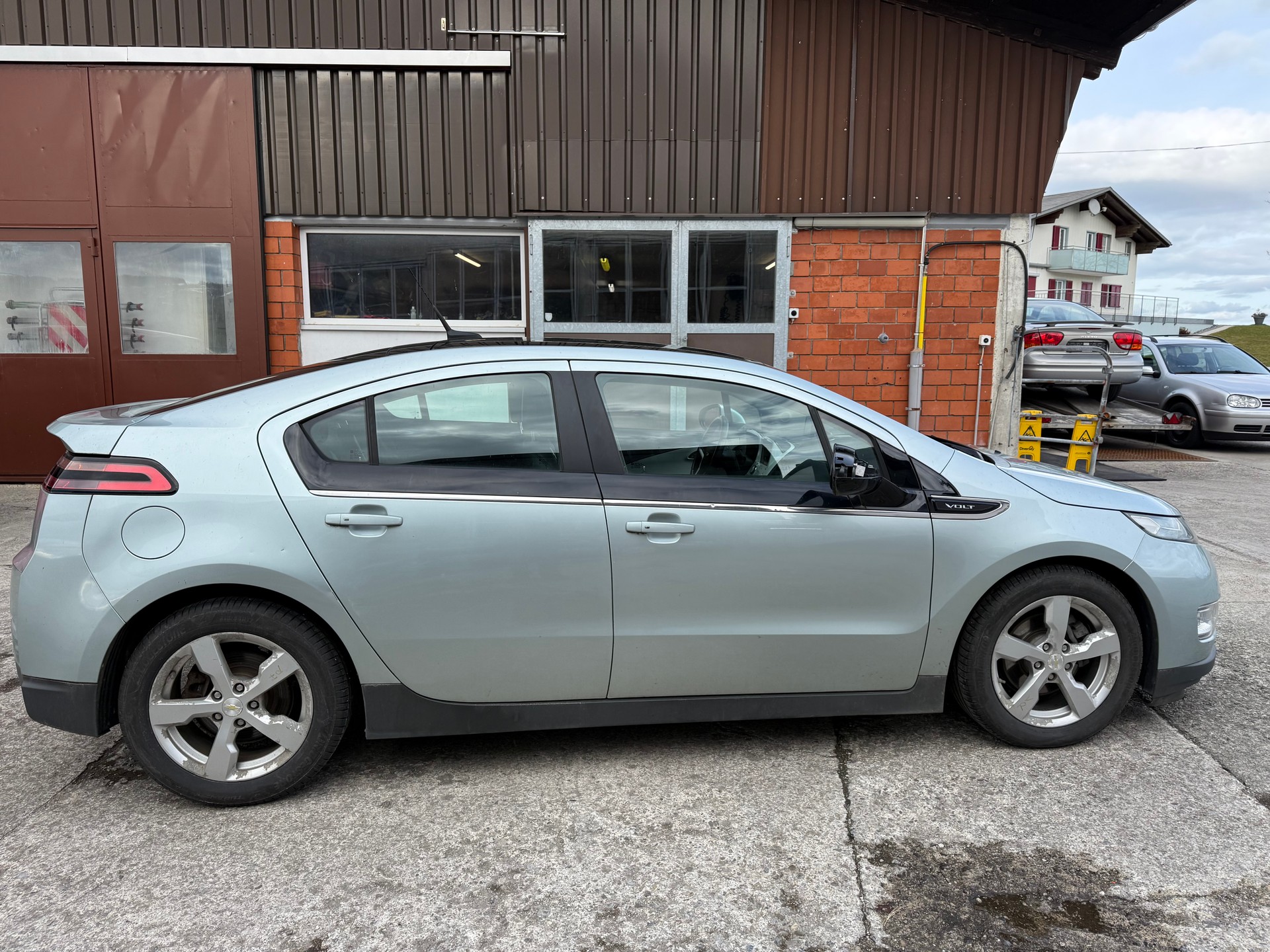 CHEVROLET Volt E-image-3
