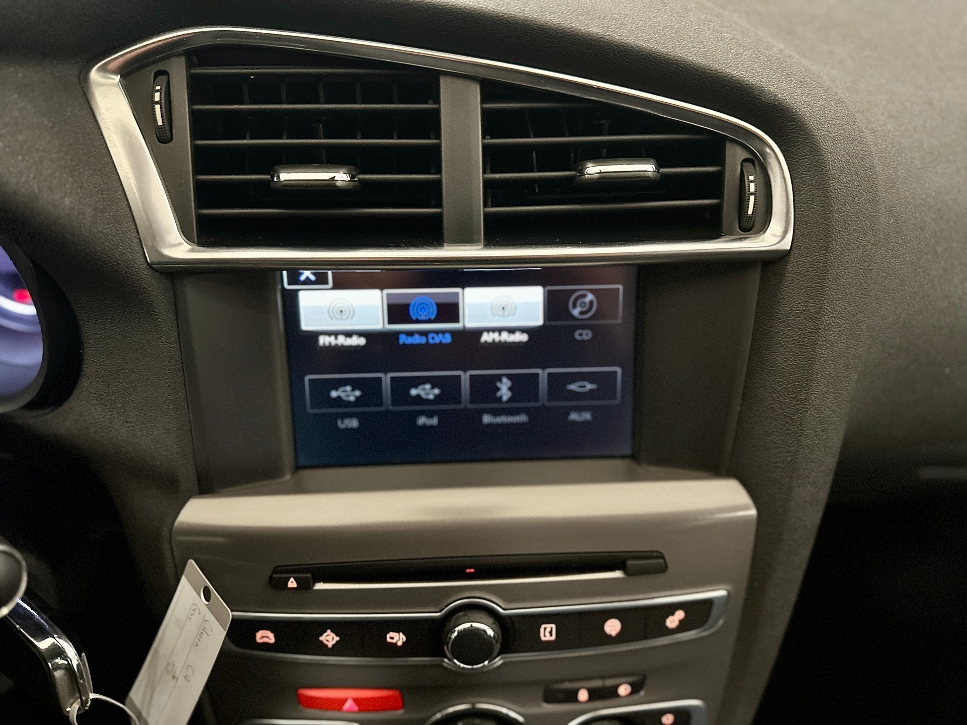 CITROEN C4 1.2 Pure Tech Feel Edition-image-15
