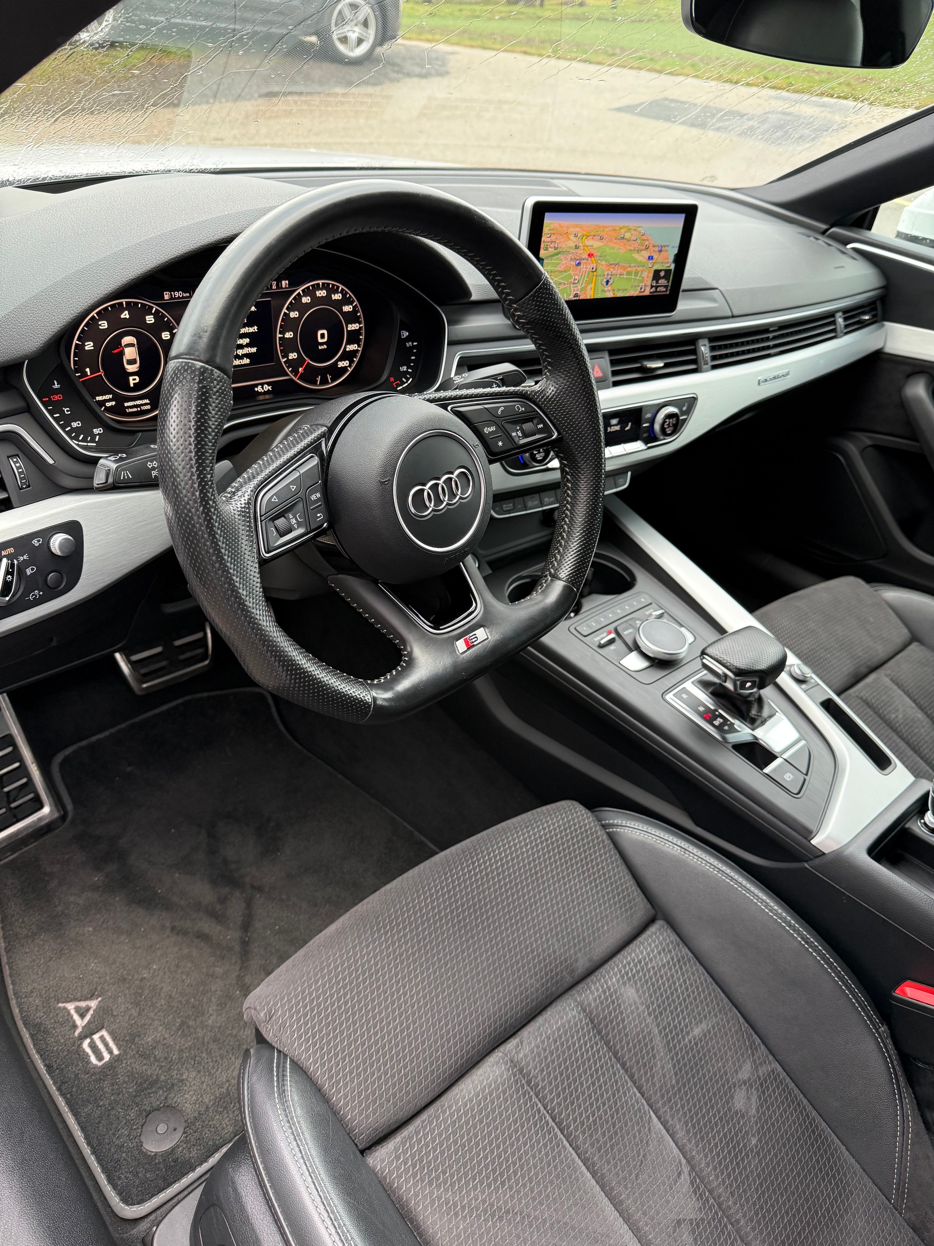 AUDI A5 Coupé 2.0 TFSI Sport quattro S-tronic-image-6