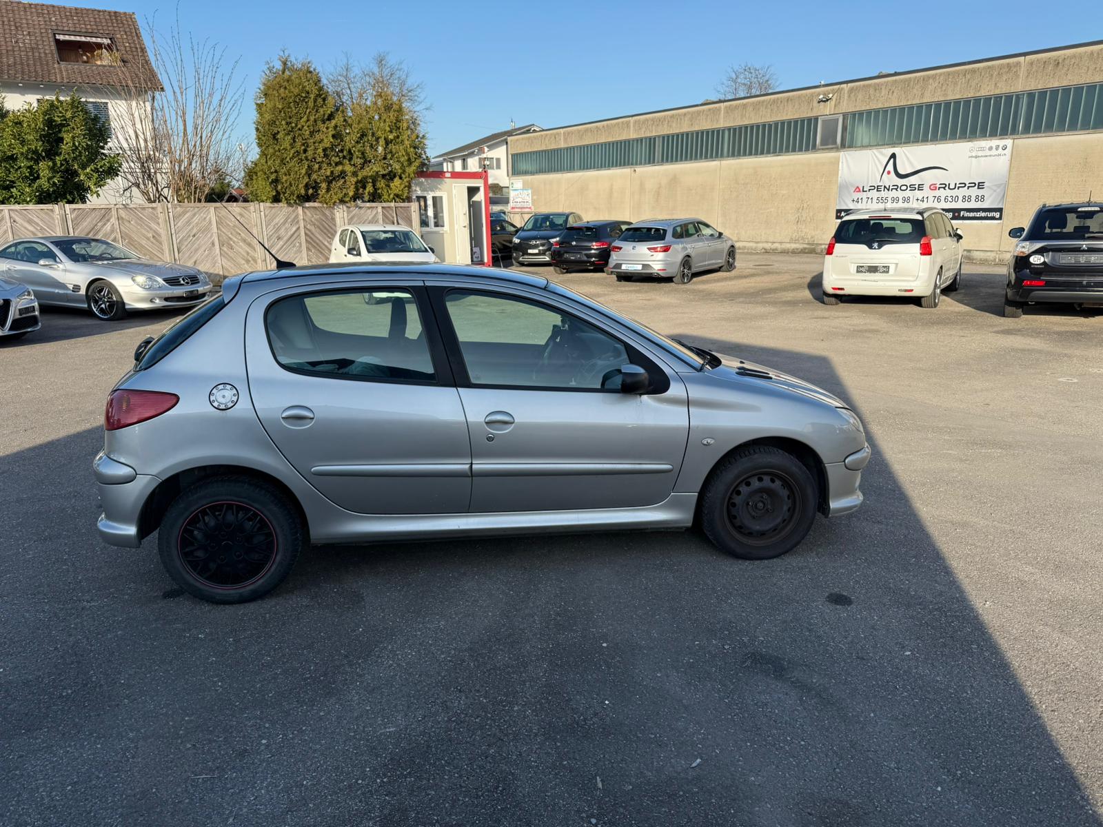 PEUGEOT 206 1.4 Trendy-image-3