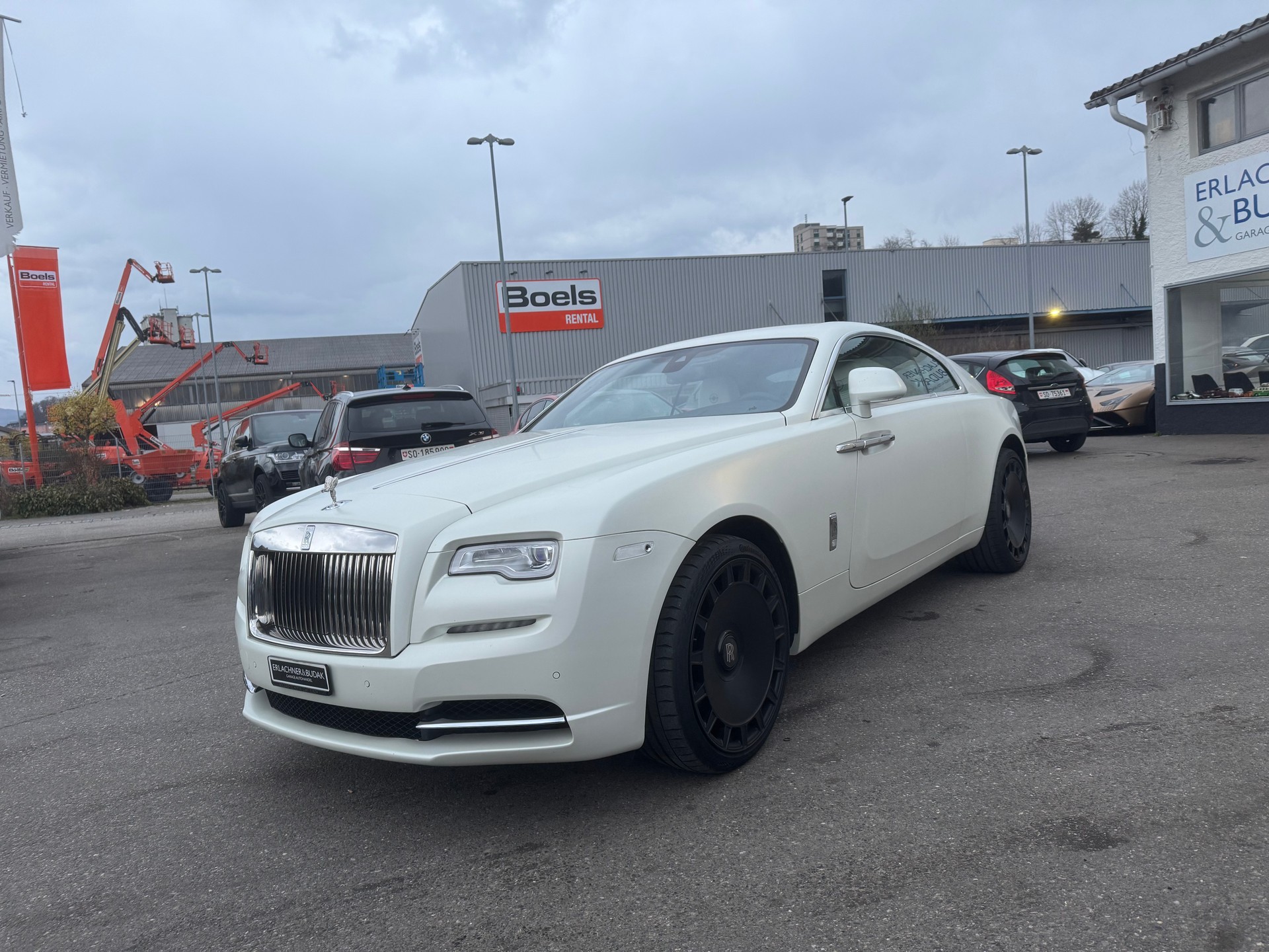 ROLLS-ROYCE Wraith 6.6 V12 *1 OF 3* *Porto Cervo*-showroom-element-1