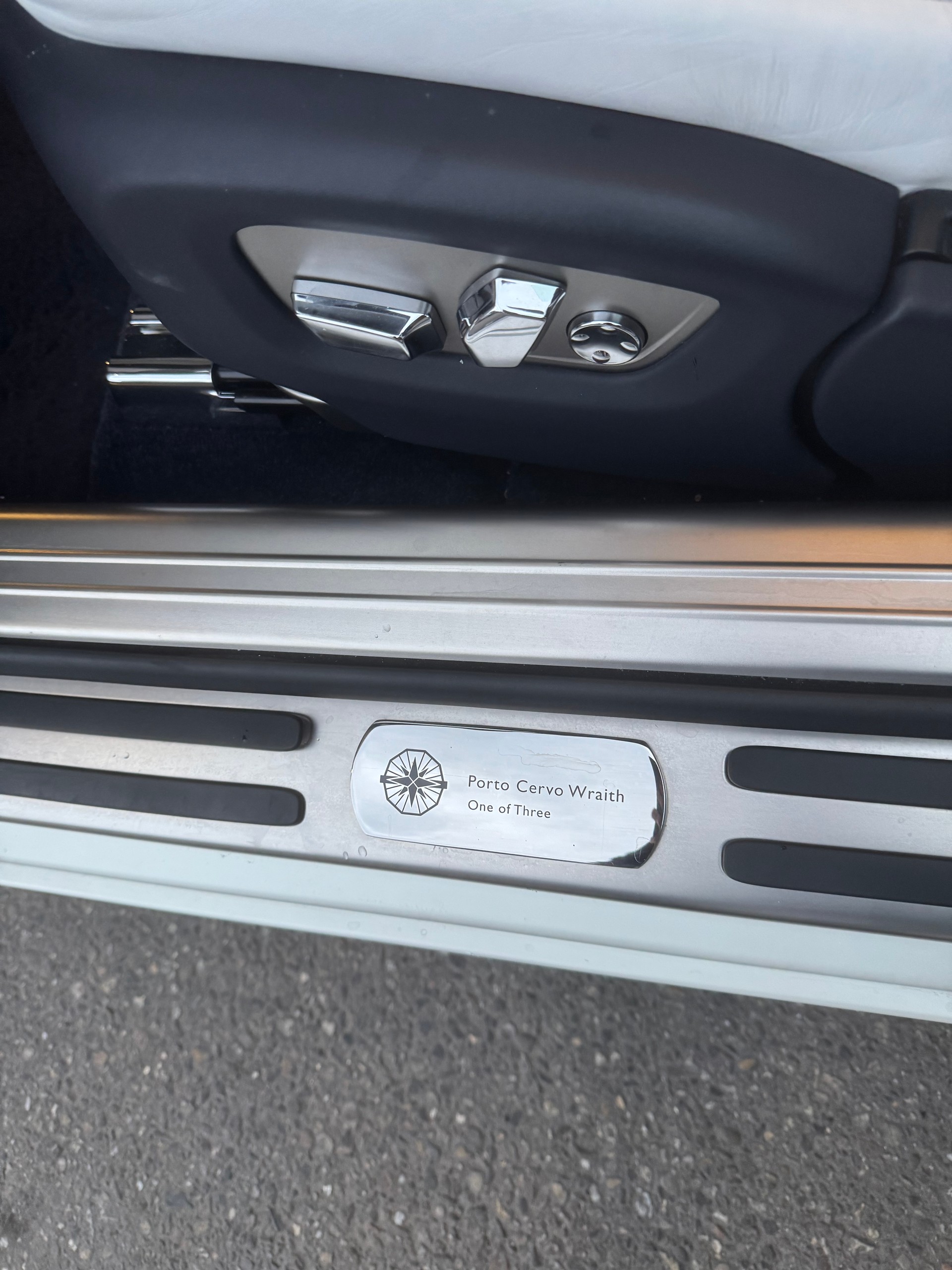 ROLLS-ROYCE Wraith 6.6 V12 *1 OF 3* *Porto Cervo*-image-6