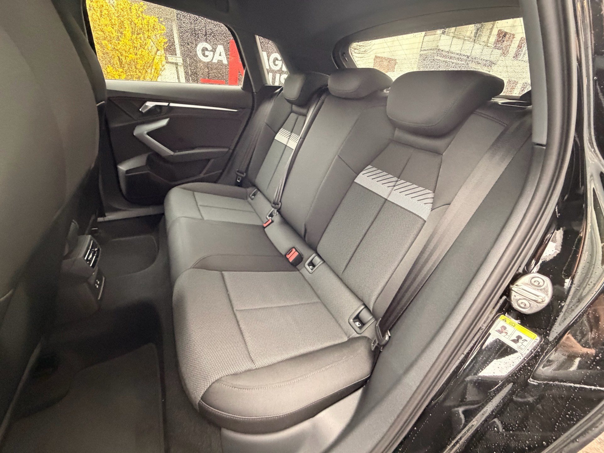 AUDI A3 SPORTBACK 45 TFSI e S LINE *** 140 KM ELETKTRISCHE REICHWEITE & PANORAMAGLASDACH ***-image-26