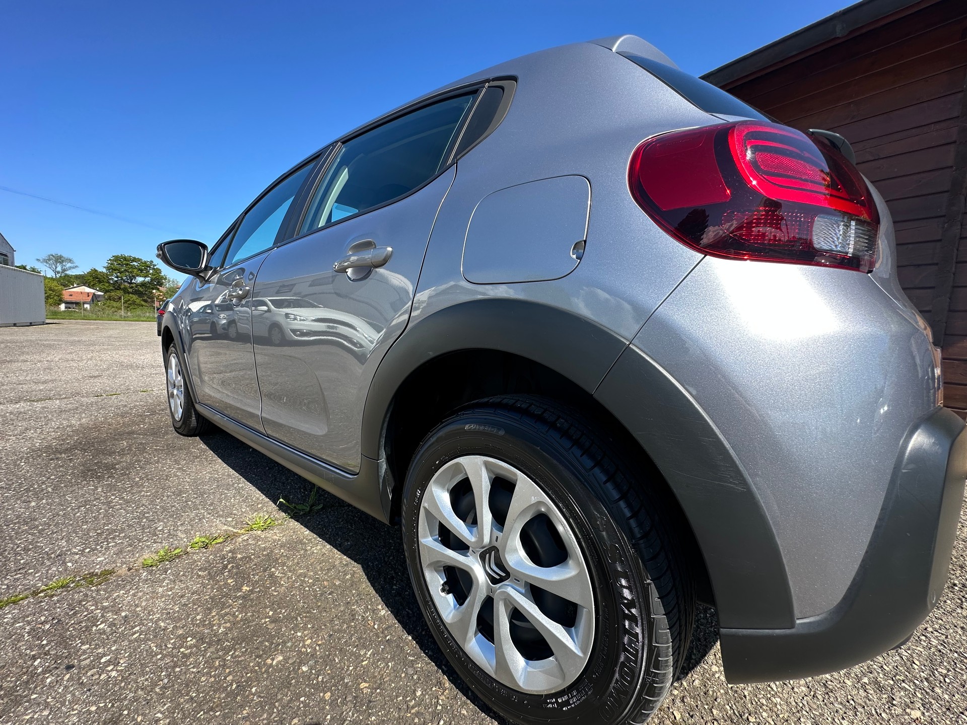 CITROEN C3 1.2i essence-image-23