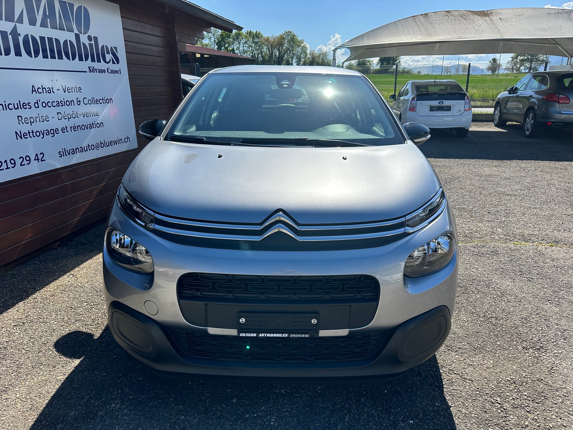 CITROEN C3 1.2i essence-showroom-element-1