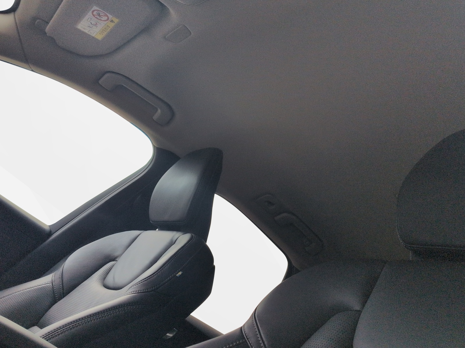 VOLVO XC60 2.0 B5 MH Plus Dark AWD-image-17