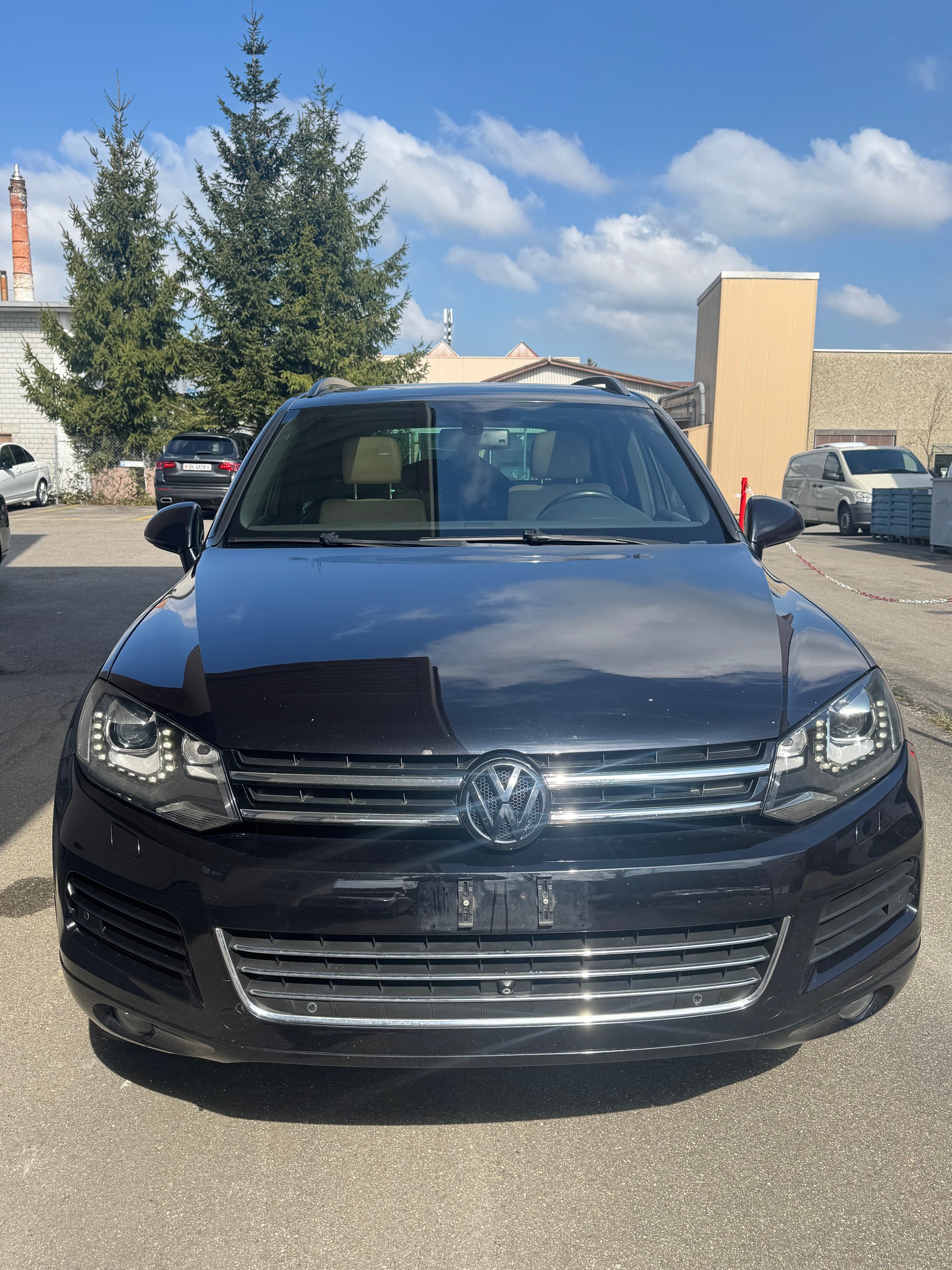 VW Touareg 4.2 TDI Tiptronic-image-4
